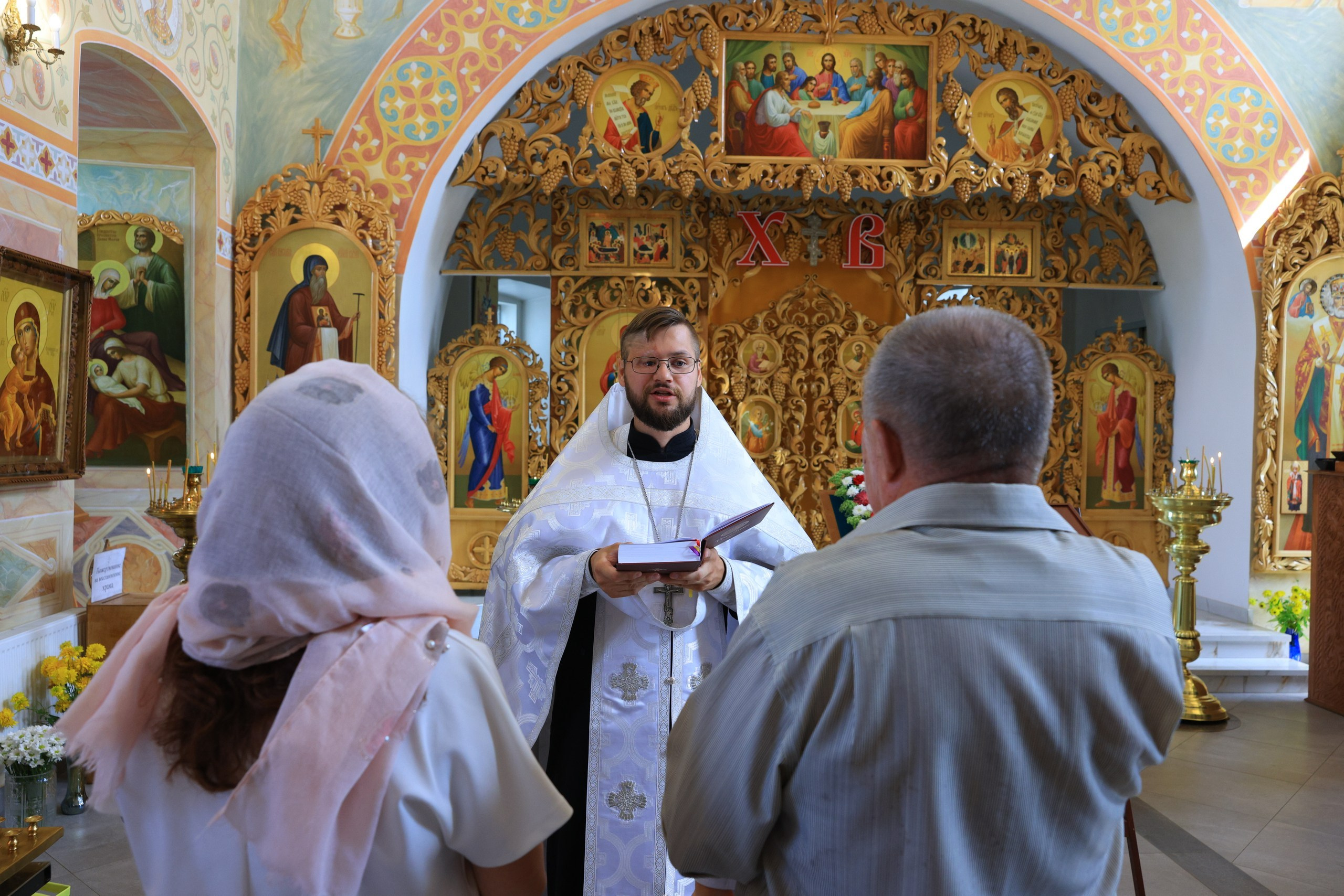 Крещение в храме храме св. Николая Угодника. Репортаж, пример без обработки. Фотограф в Туле Крупский АнДРей. Фотостудия «КАДР71» в Туле