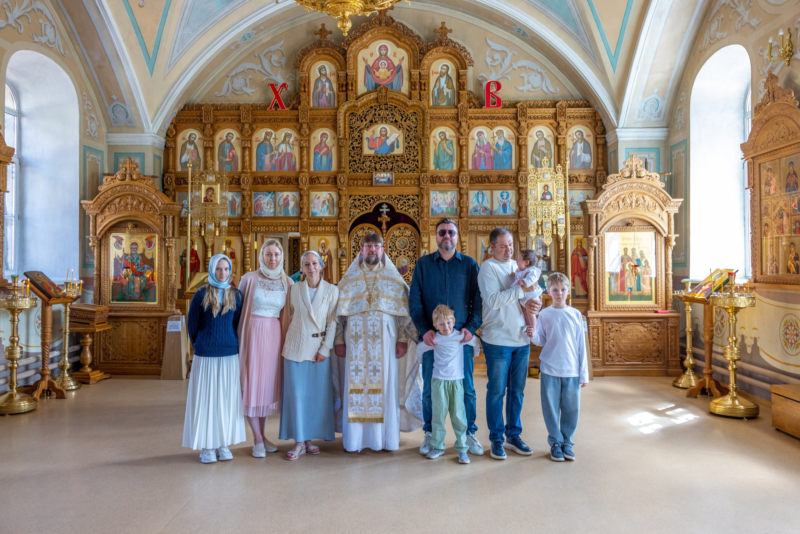 Крещение в Храме Серафима Саровского в Туле. Фотограф в Туле Крупский АнДРей. Фотостудия «КАДР71» в Туле