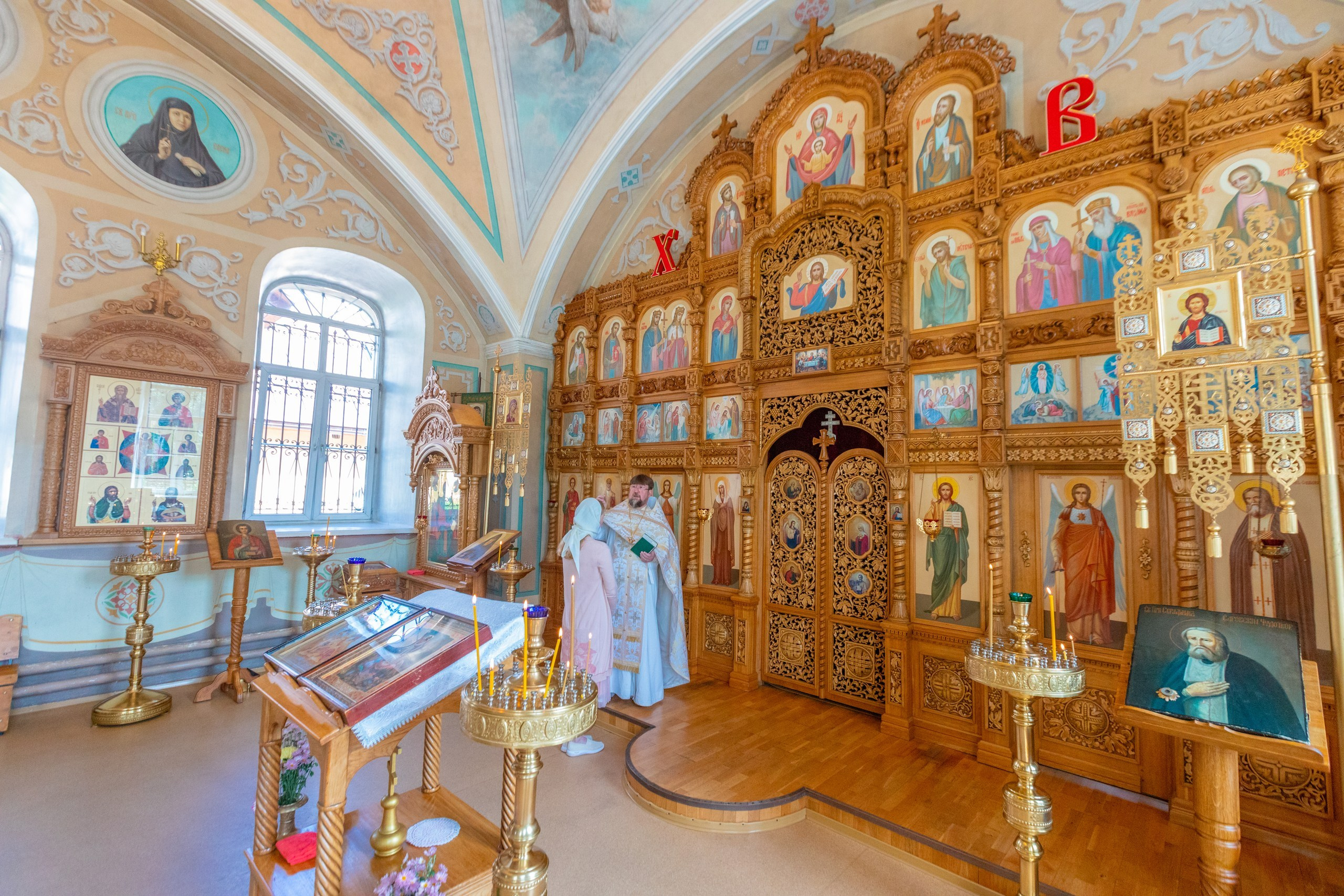 Крещение в Храме Серафима Саровского в Туле. Фотограф в Туле Крупский АнДРей. Фотостудия «КАДР71» в Туле