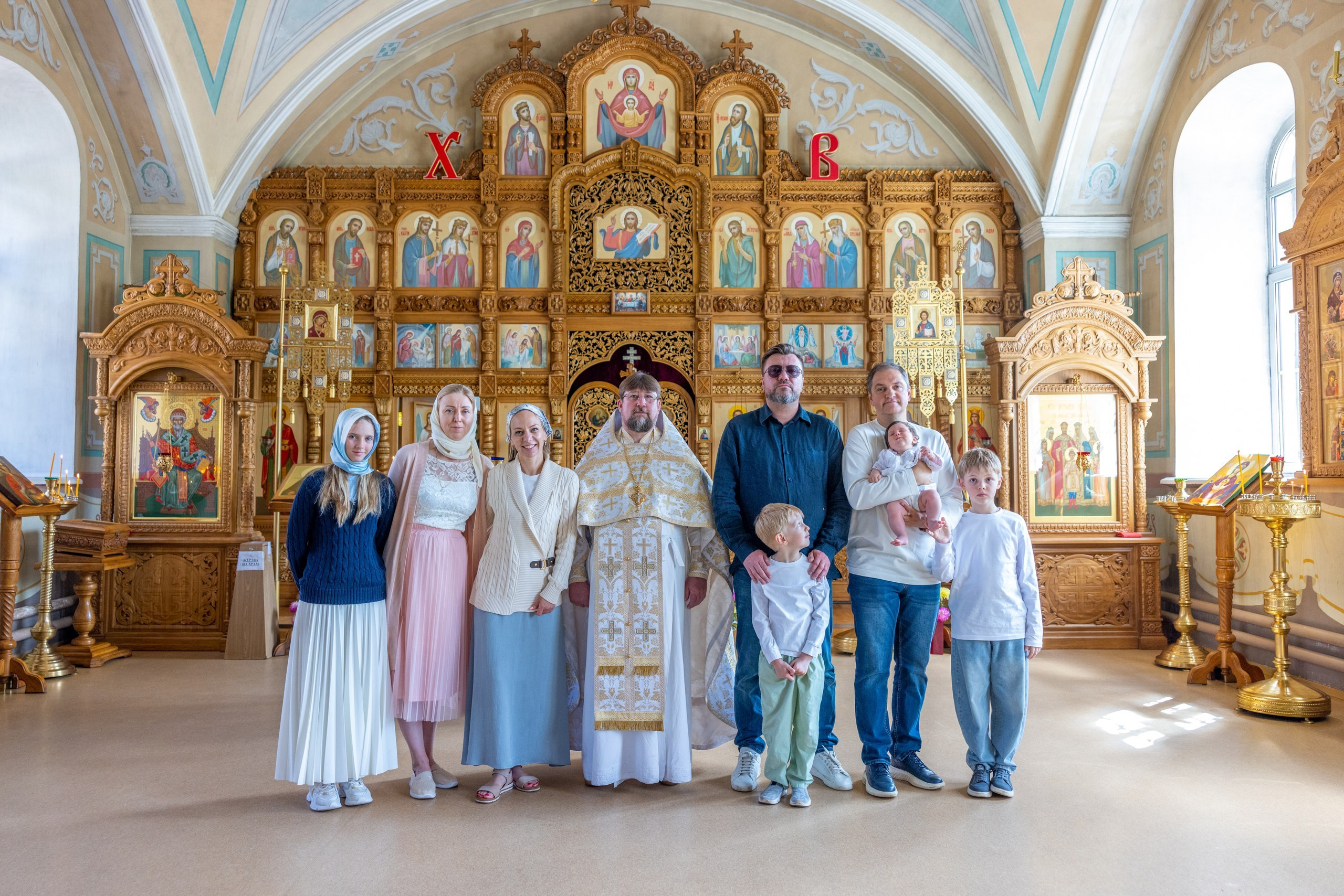 Крещение в Храме Серафима Саровского в Туле. Фотограф в Туле Крупский АнДРей. Фотостудия «КАДР71» в Туле