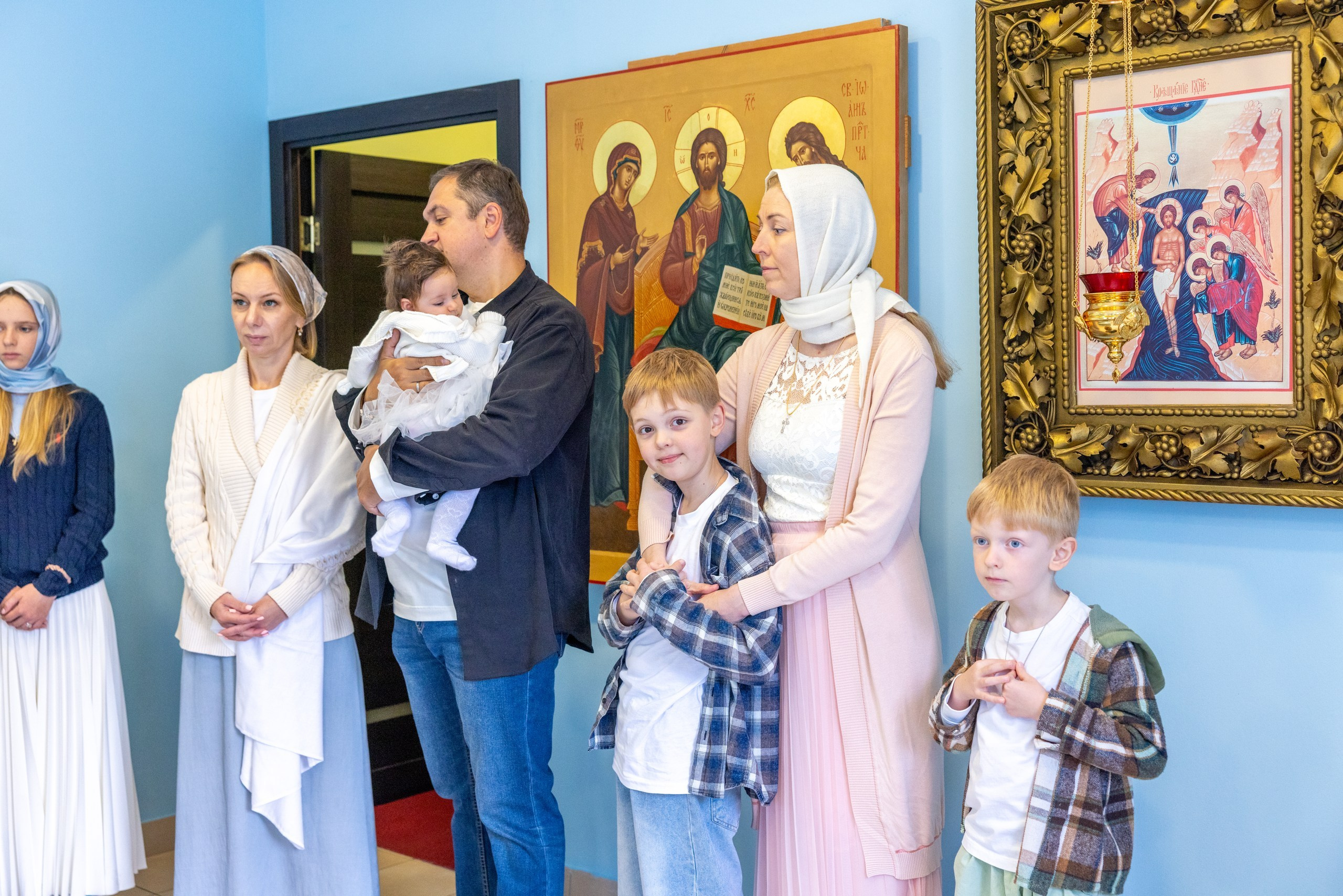 Крещение в Храме Серафима Саровского в Туле. Фотограф в Туле Крупский АнДРей. Фотостудия «КАДР71» в Туле