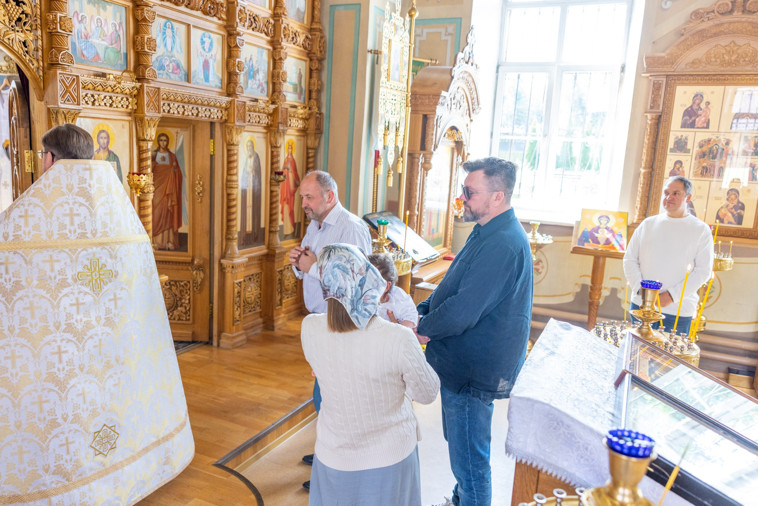 Крещение в Храме Серафима Саровского в Туле. Фотограф в Туле Крупский АнДРей. Фотостудия «КАДР71» в Туле