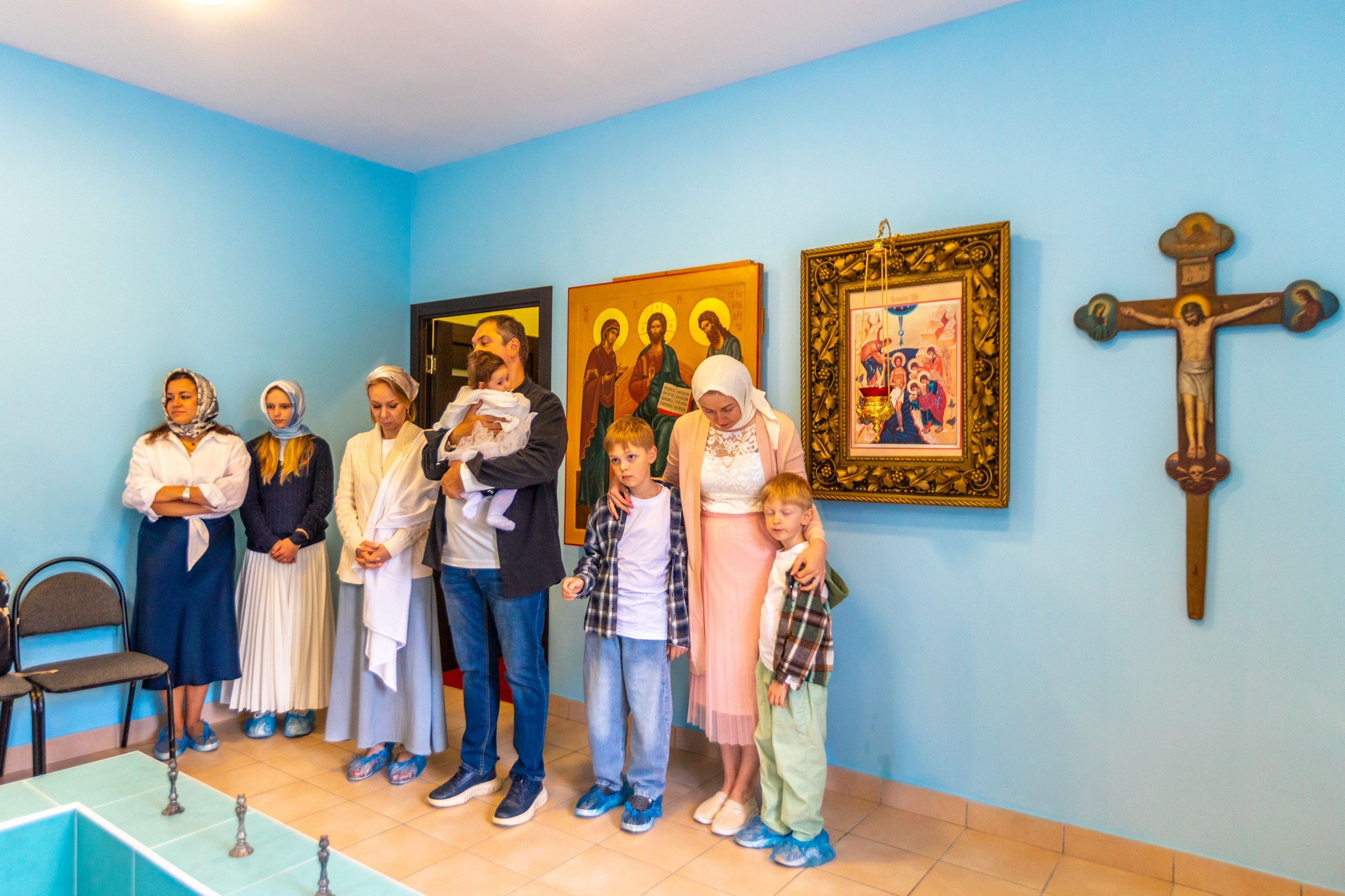 Крещение в Храме Серафима Саровского в Туле. Фотограф в Туле Крупский АнДРей. Фотостудия «КАДР71» в Туле