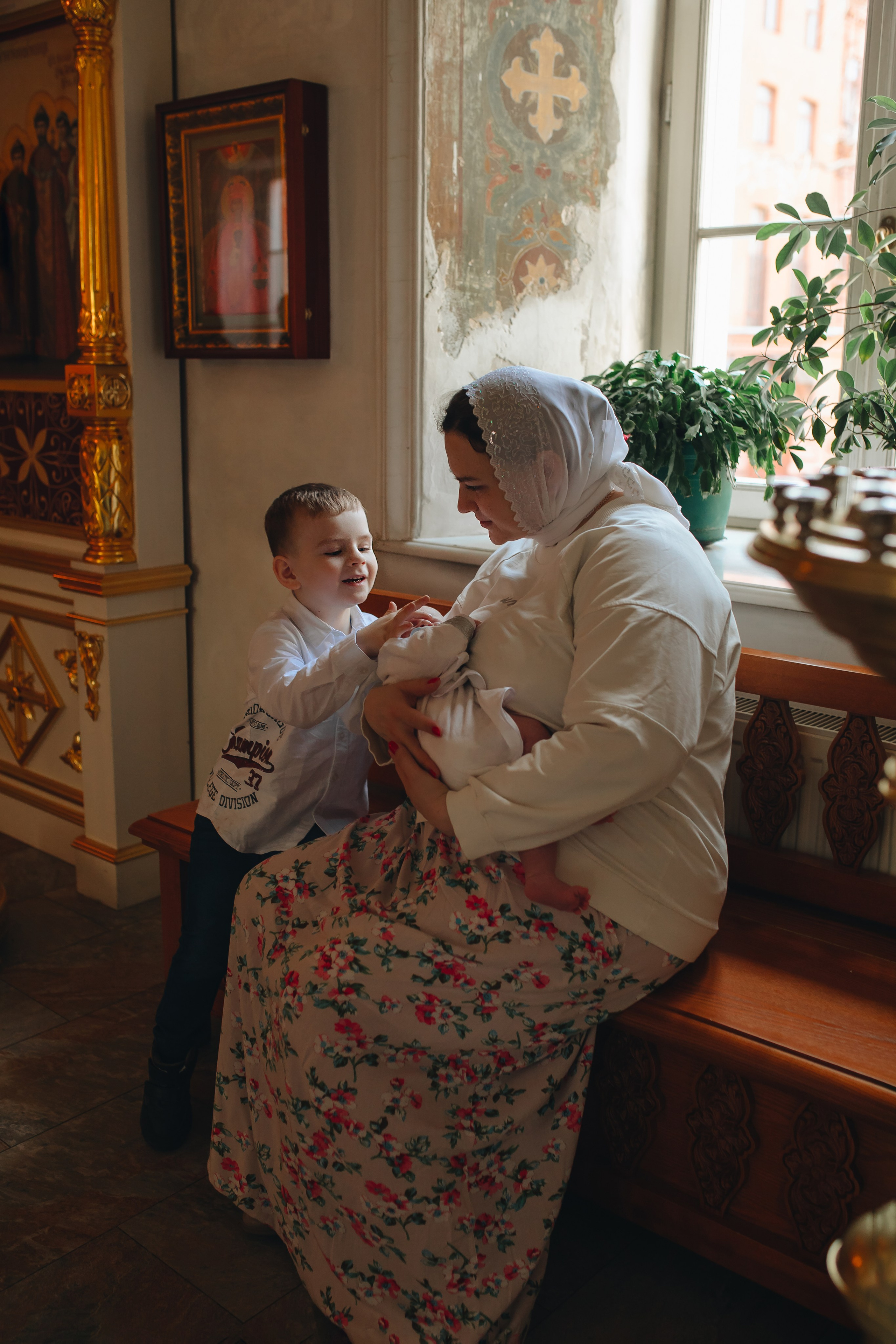 Крещение в светлом Храме. Семейный и детский фотограф в Москве Дорогова Екатерина
