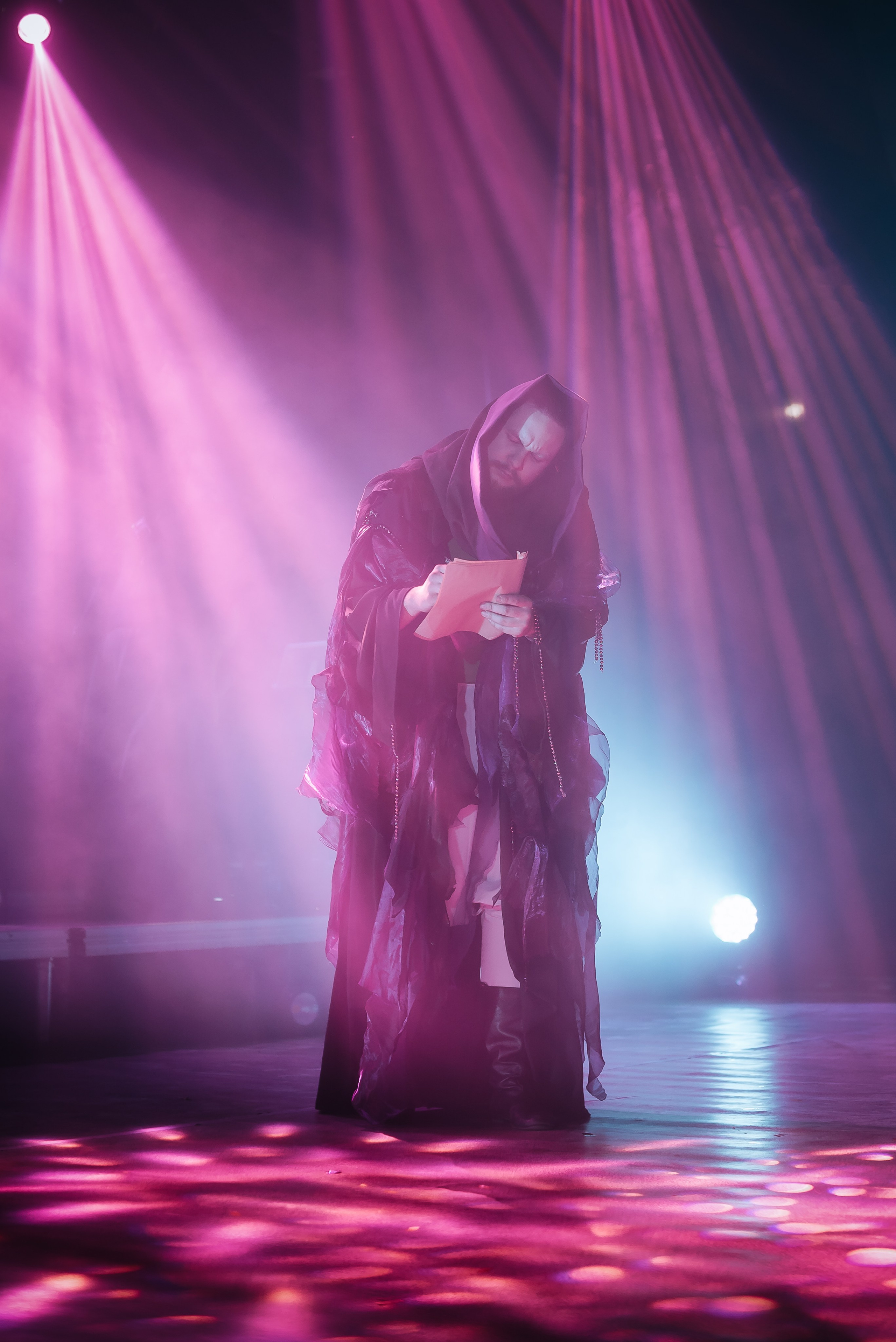 Эпидемия. Сокровище Энии. Фотограф Карина Шарова Москва