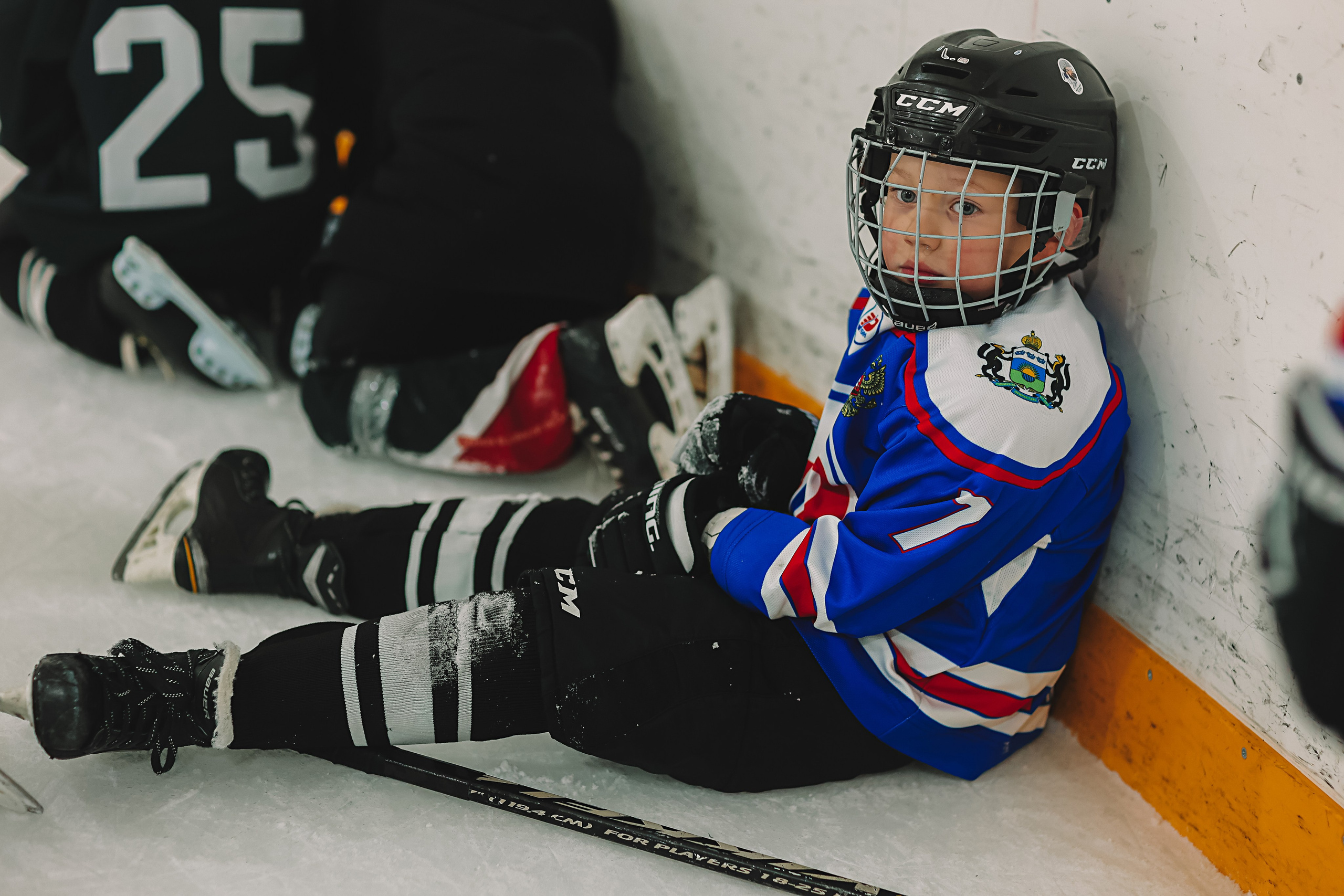 Хоккей тренировка. Семейный фотограф Тюмень, фотограф на роды Салмина Мария
