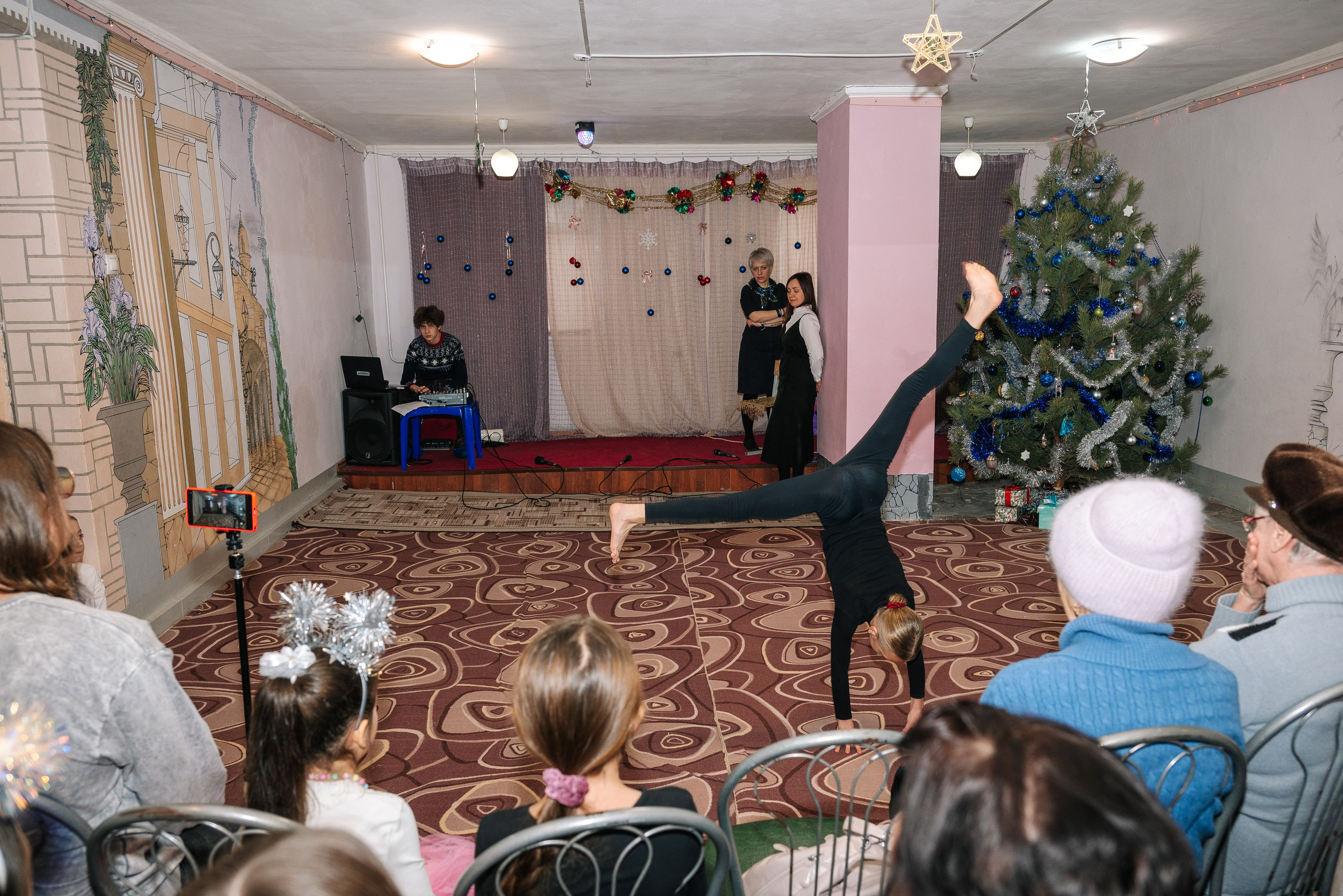 Новогодняя ёлка 2026. Семейный клуб «Открытый город»