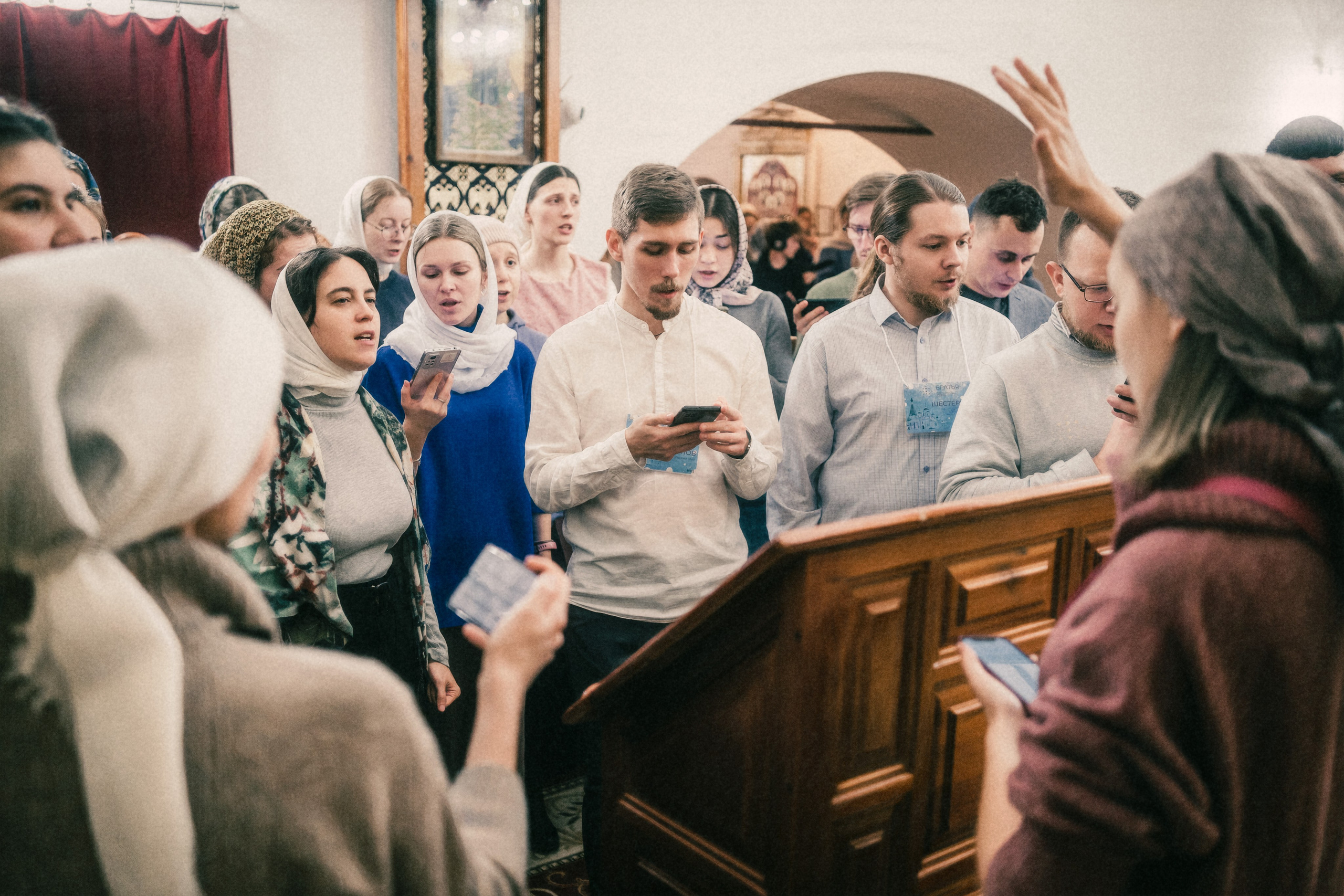 Ночное богослужение. Фестиваль Братья Зима 2025. Фотограф в Москве Максим Скоробогатов