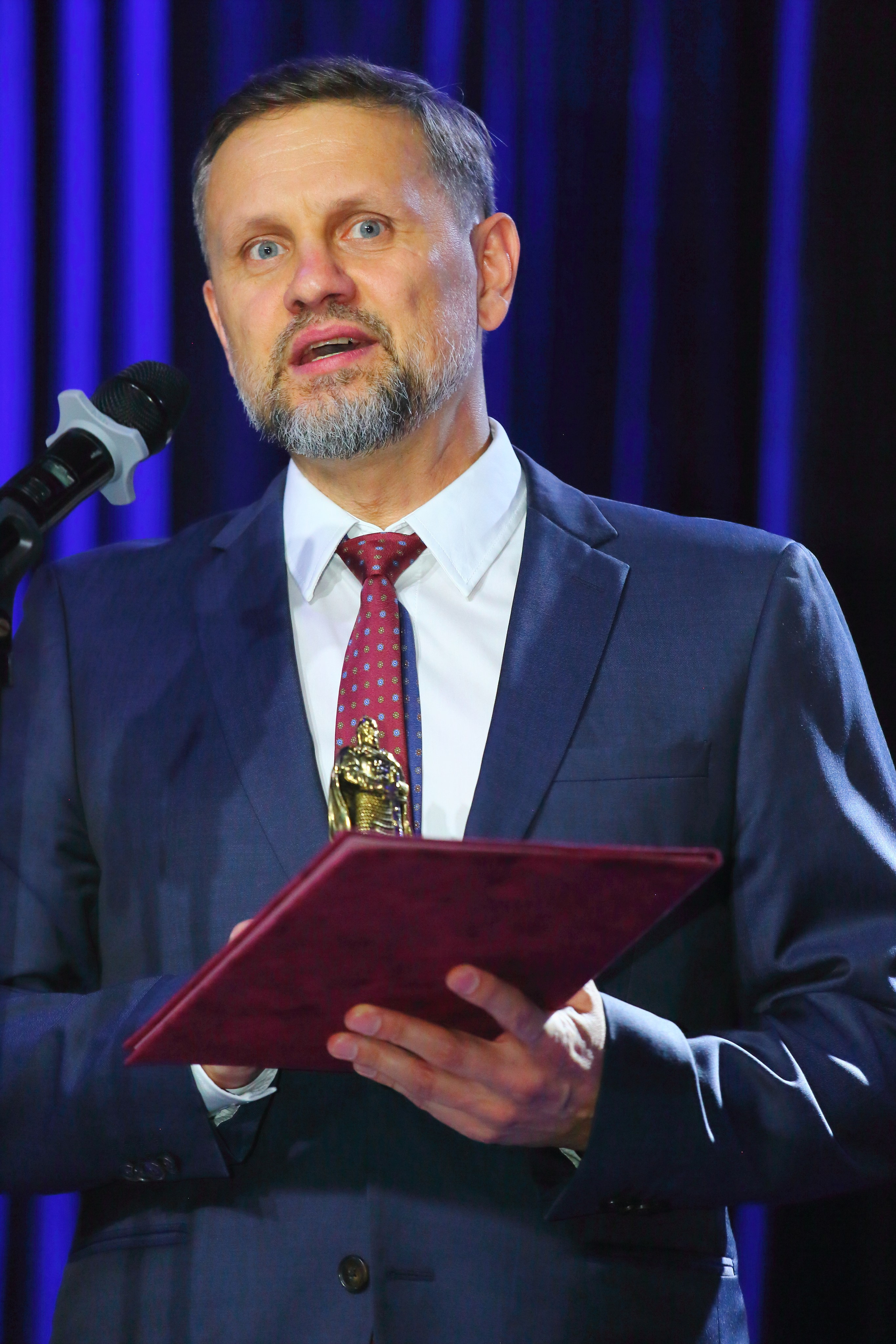 Репортаж для КоммерсантЪ. Свадебный и репортажный фотограф в Ярославле и Санкт-Петербурге Роман Микрюков