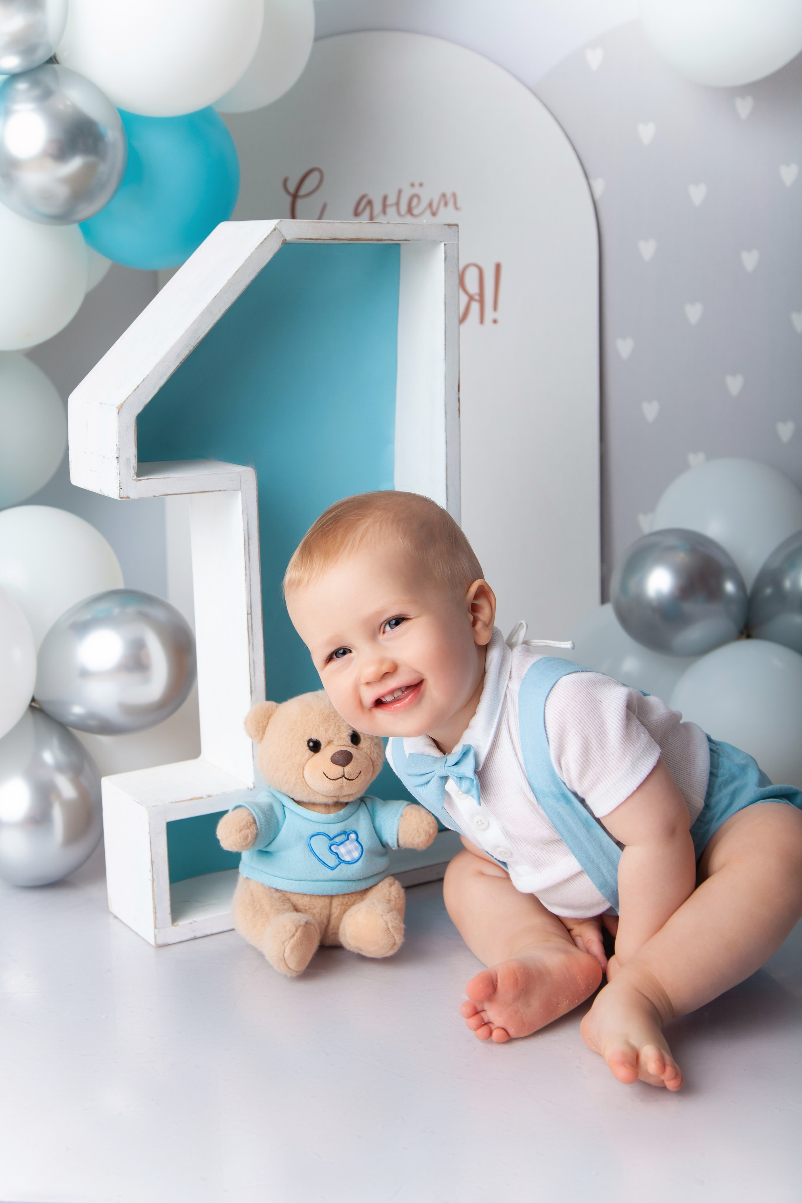 Детский фотограф в Саратове. Детская фотосессия в Саратове. Годовасие. 1 годик. Фотосессия под ключ. Фотограф Newborn в Саратове Екатерина Завитова