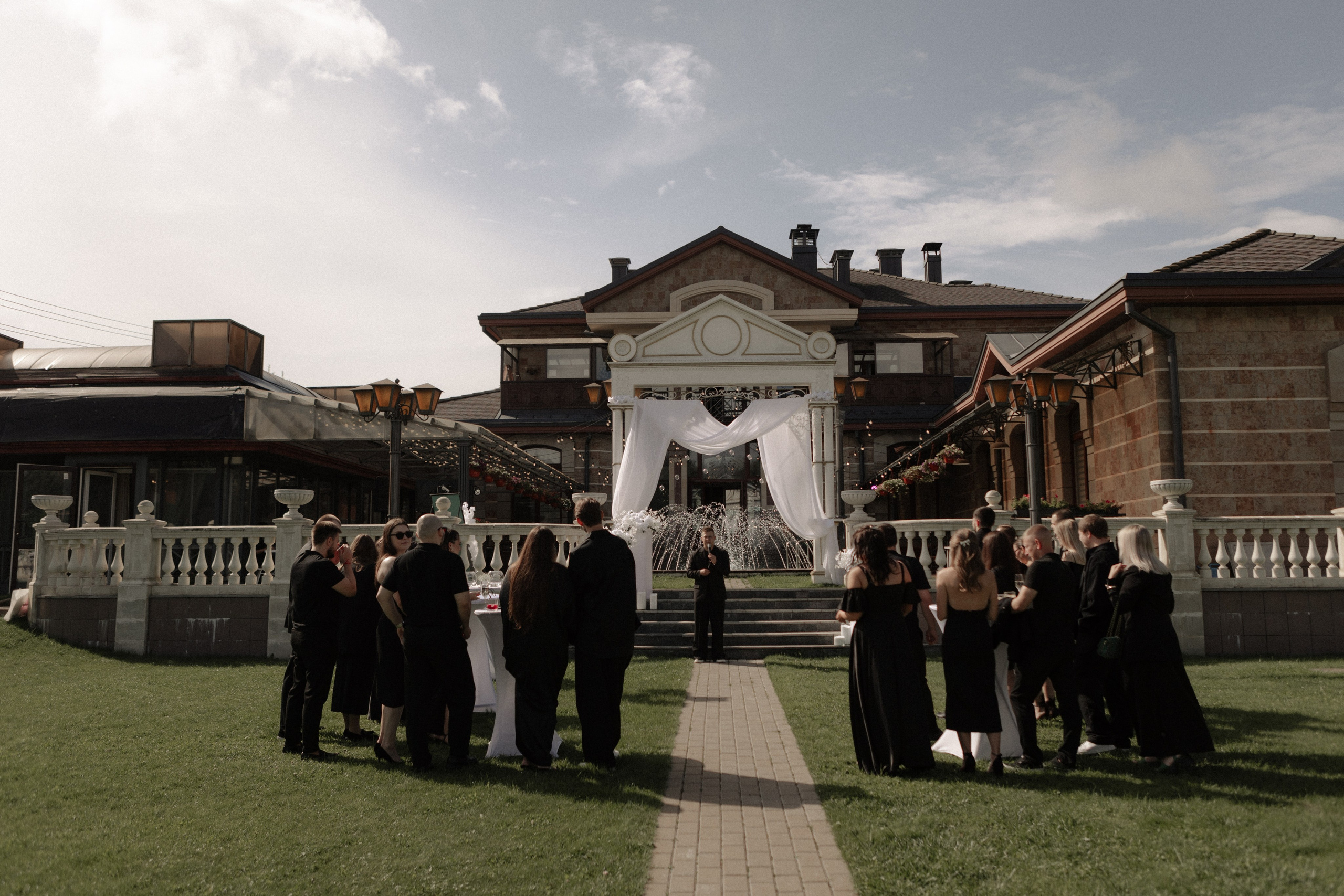 Аля и Паша. Свадьба в Пахра Парк. Свадебный и портретный фотограф в Москве Анастасия Масюк