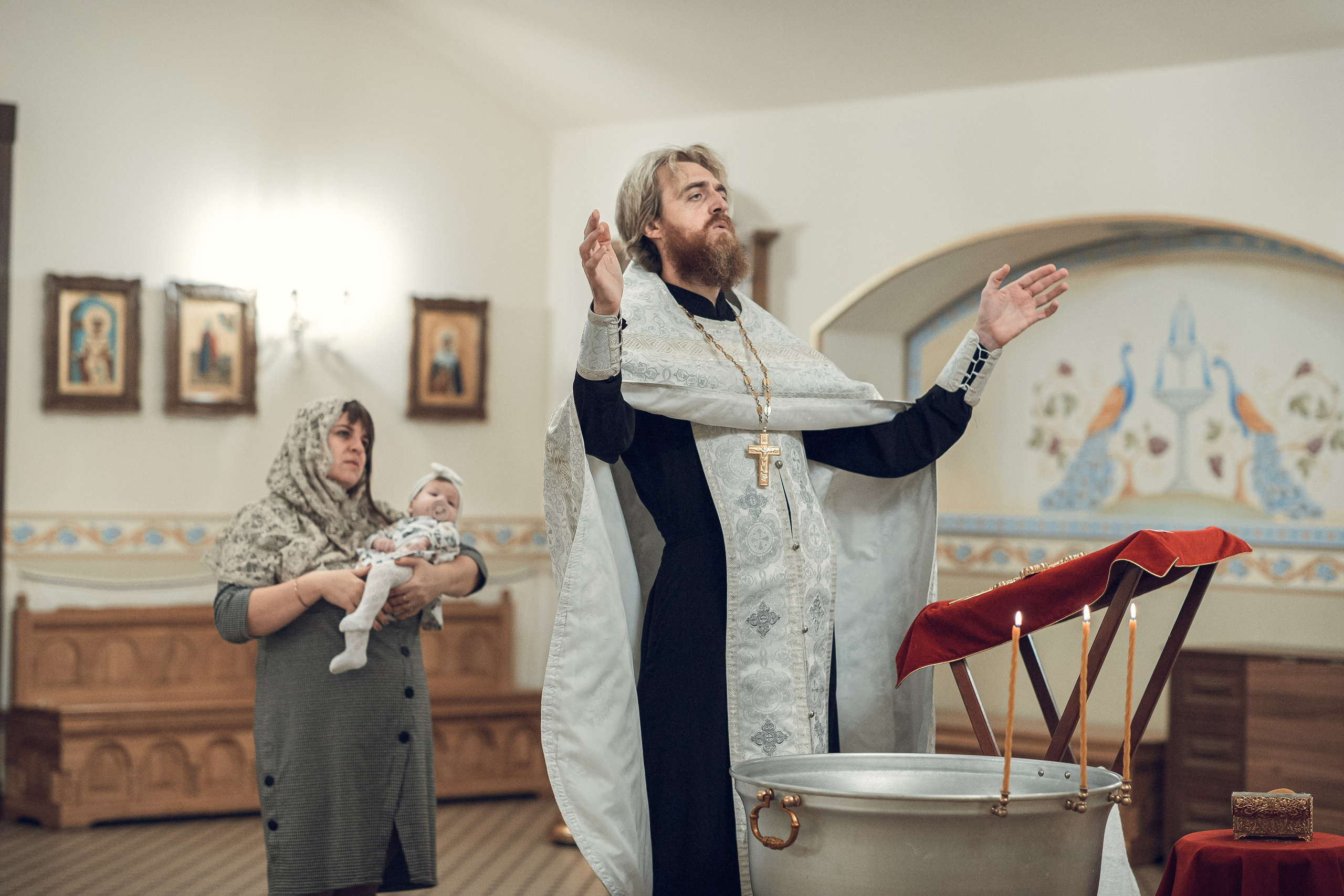 Крещение Полины. Фотограф на крещение в Рязани. Семейный фотограф