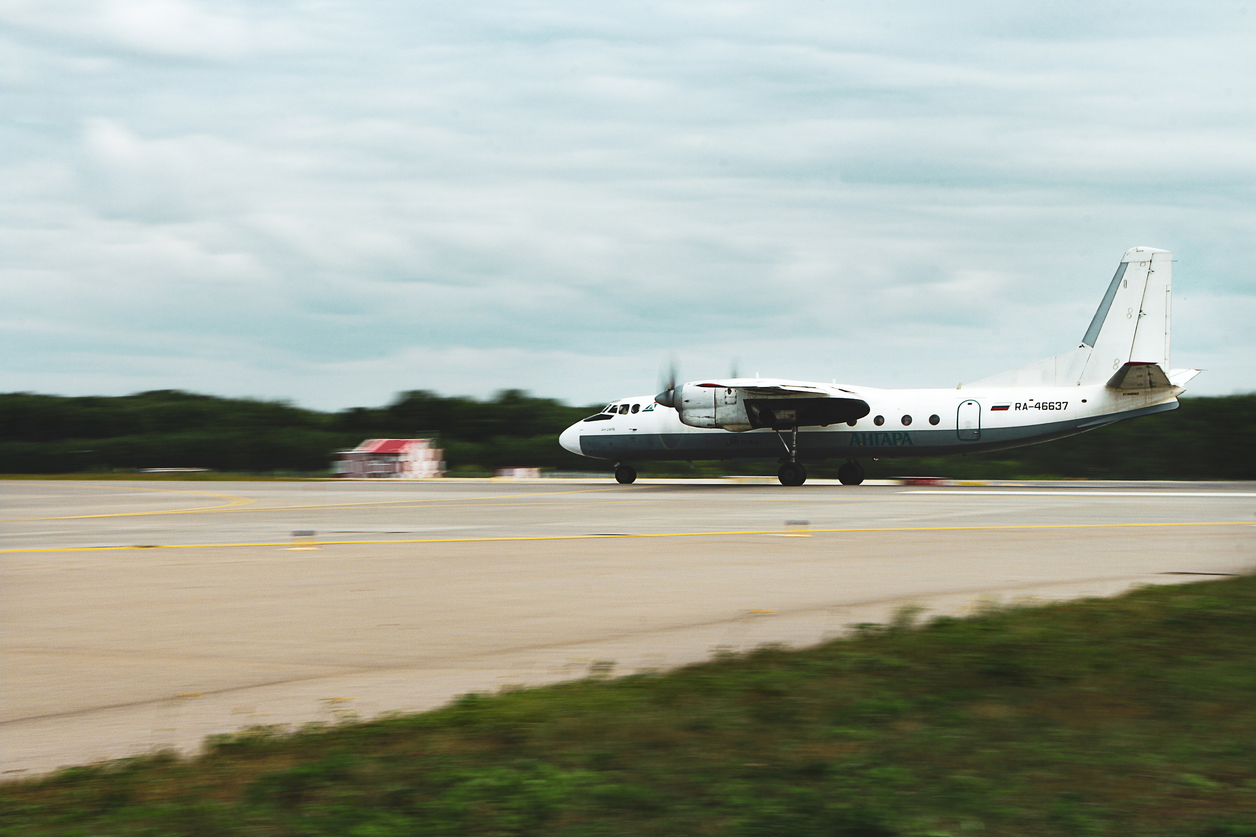 Споттинг аэропорт Хабаровска. Алиса Томшина — Фотограф / Видеограф