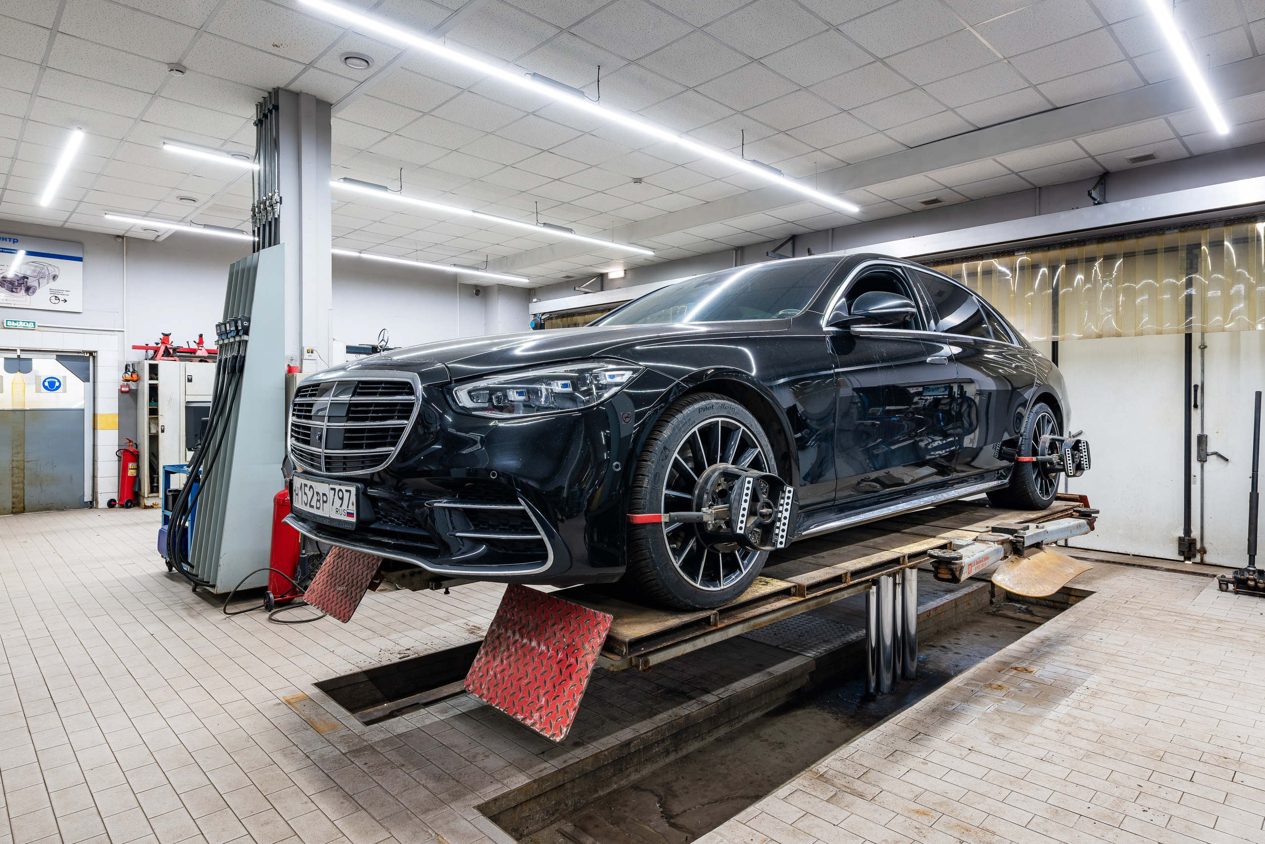 Интерьерная фотосъёмка — СТО, Автомойка. г. Москва, от 10 000р/час. Интерьерный & Репортажный фотограф Озеров Денис, г. Москва