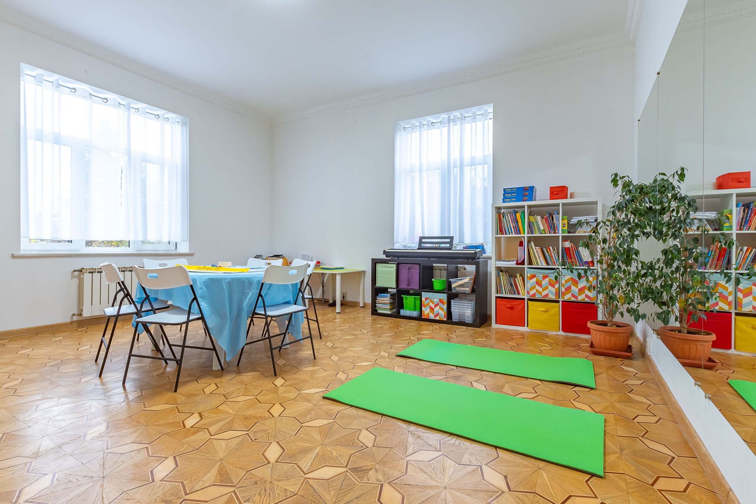 Интерьерная фотосъёмка коммерческой недвижимости для Бизнеса (для вашего сайта, для Яндекс карт и других онлайн каталогов). Интерьерный & Репортажный фотограф Озеров Денис, г. Москва