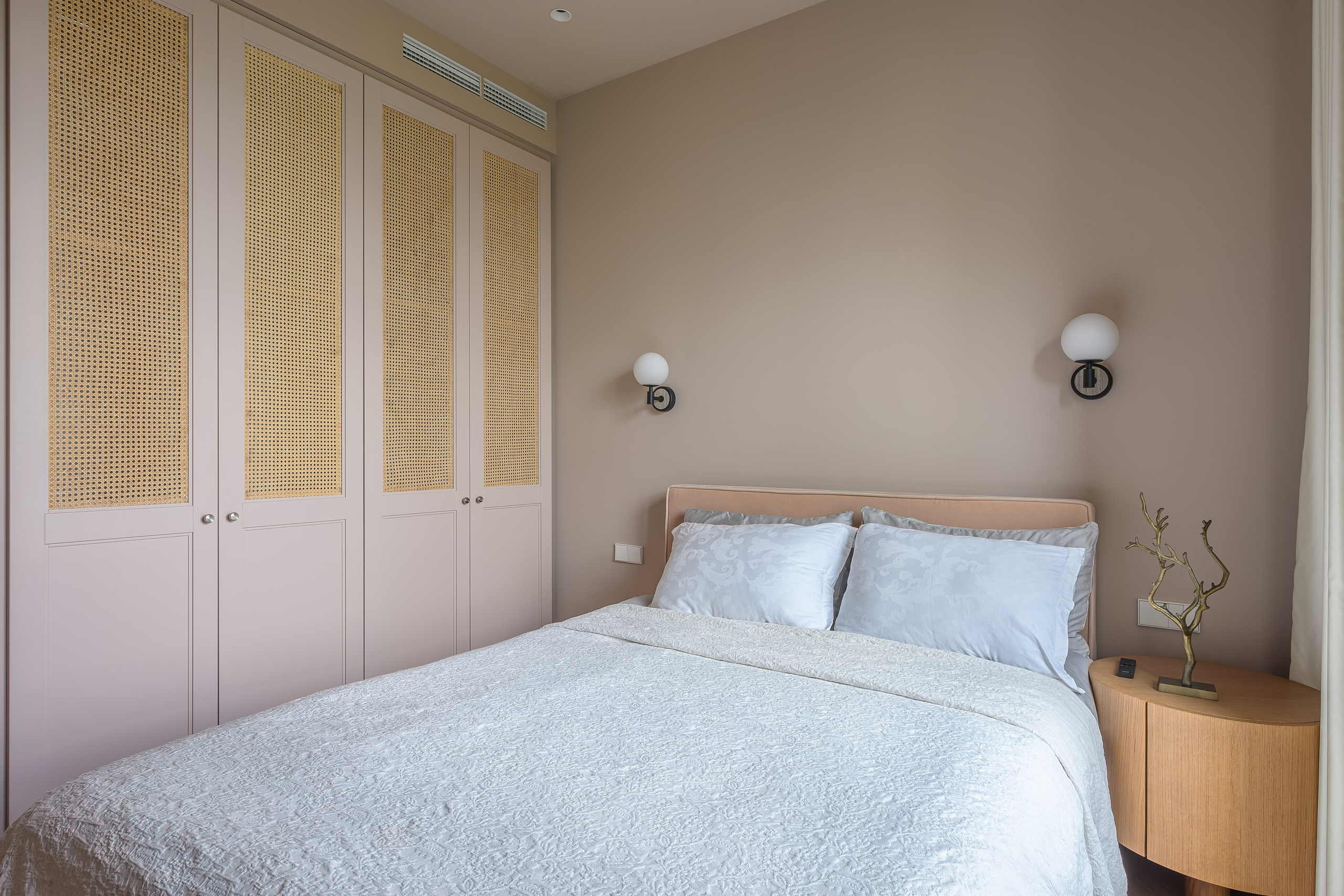 Профессиональная интерьерная фотосъемка квартиры для сдачи в аренду в Москве.