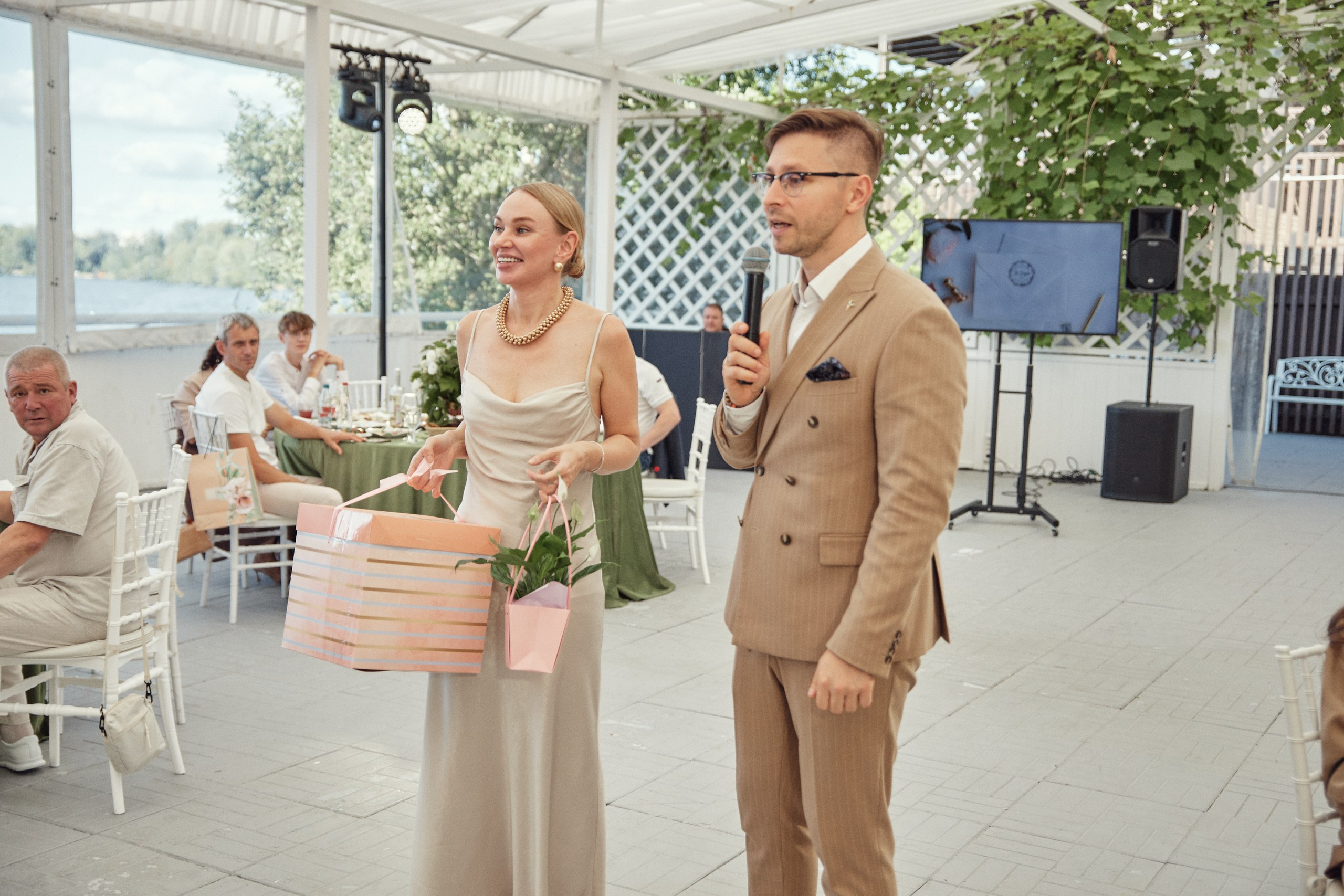 Счастье здесь. Свадебный фотограф Антон Артюшин. Работаю в Нижнем Новгороде и Москве