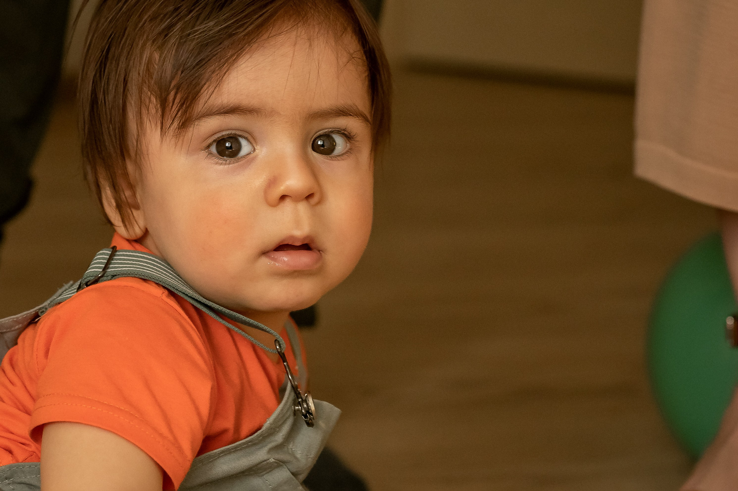 Родители с новорожденным малышом. Фотограф новорождённых, семейный, школьный в городе Калуге Евгения