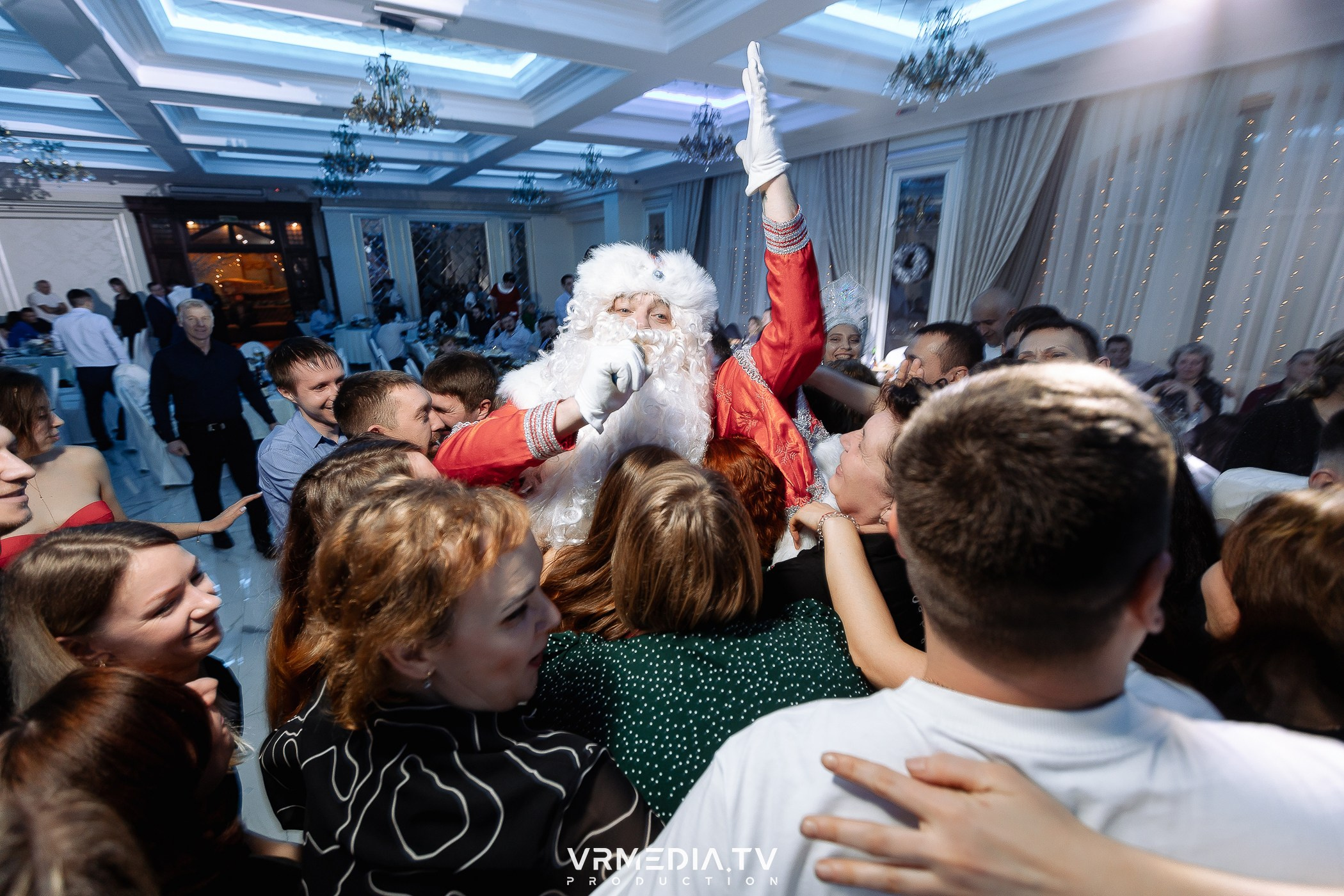 Новогодний вечер в ресторане «Лазурный Берег»