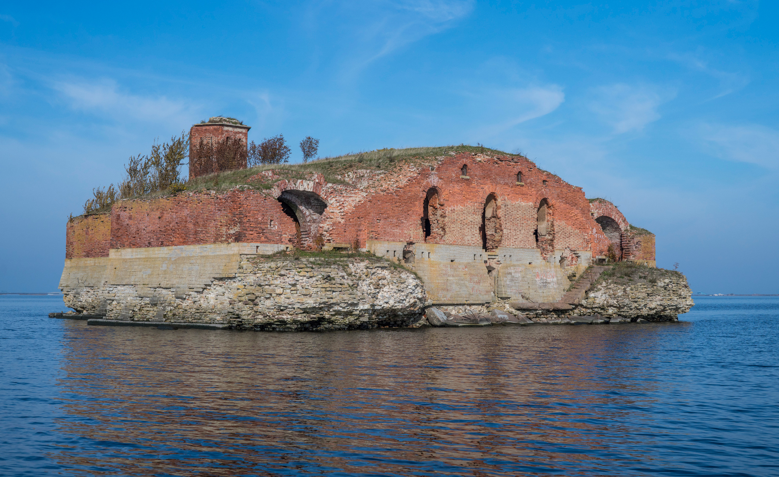 Питер. Кронштадт. Форты (октябрь 2018). Фотограф Сергей Танков