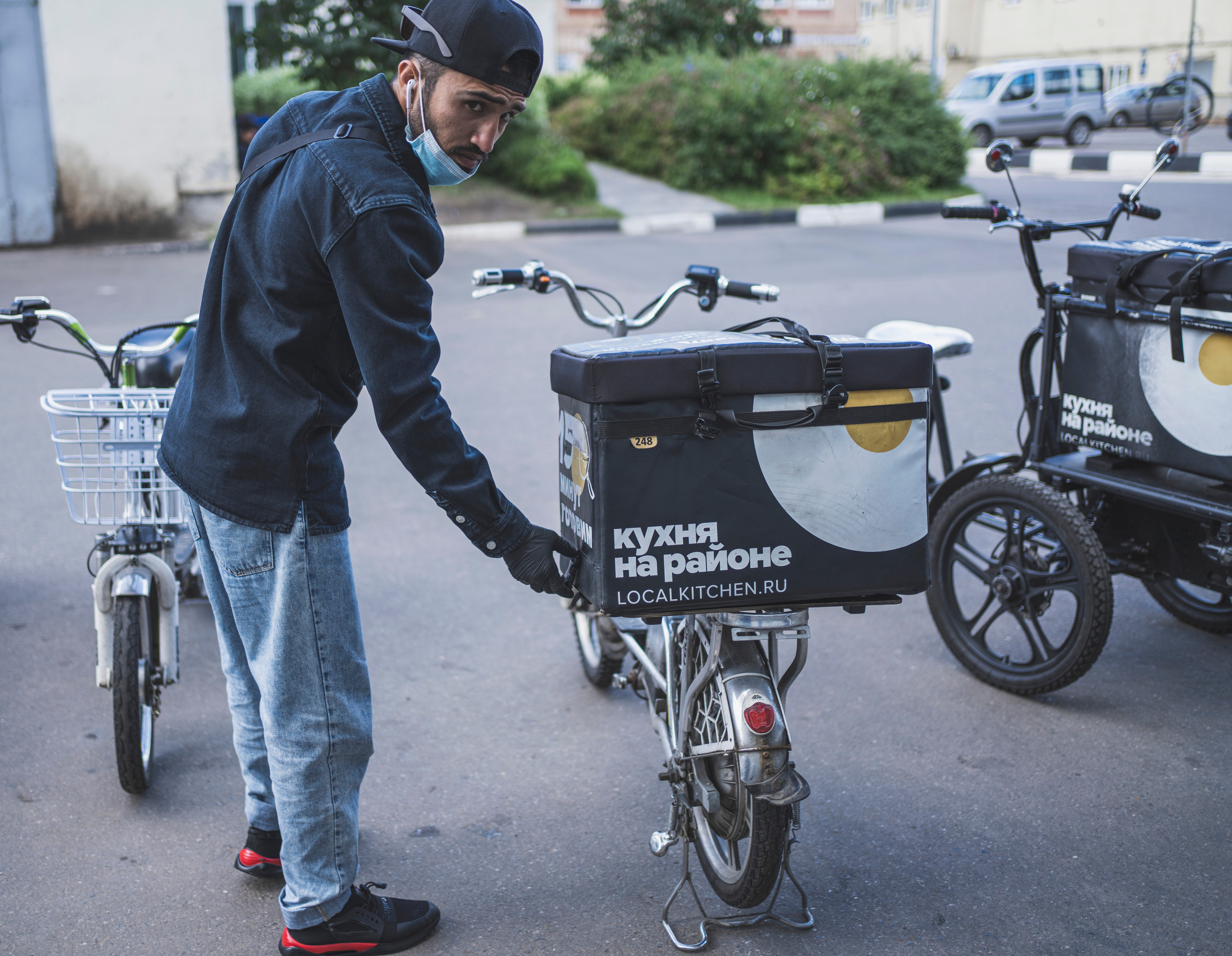 Кухня на районе. Фотограф Сергей Танков