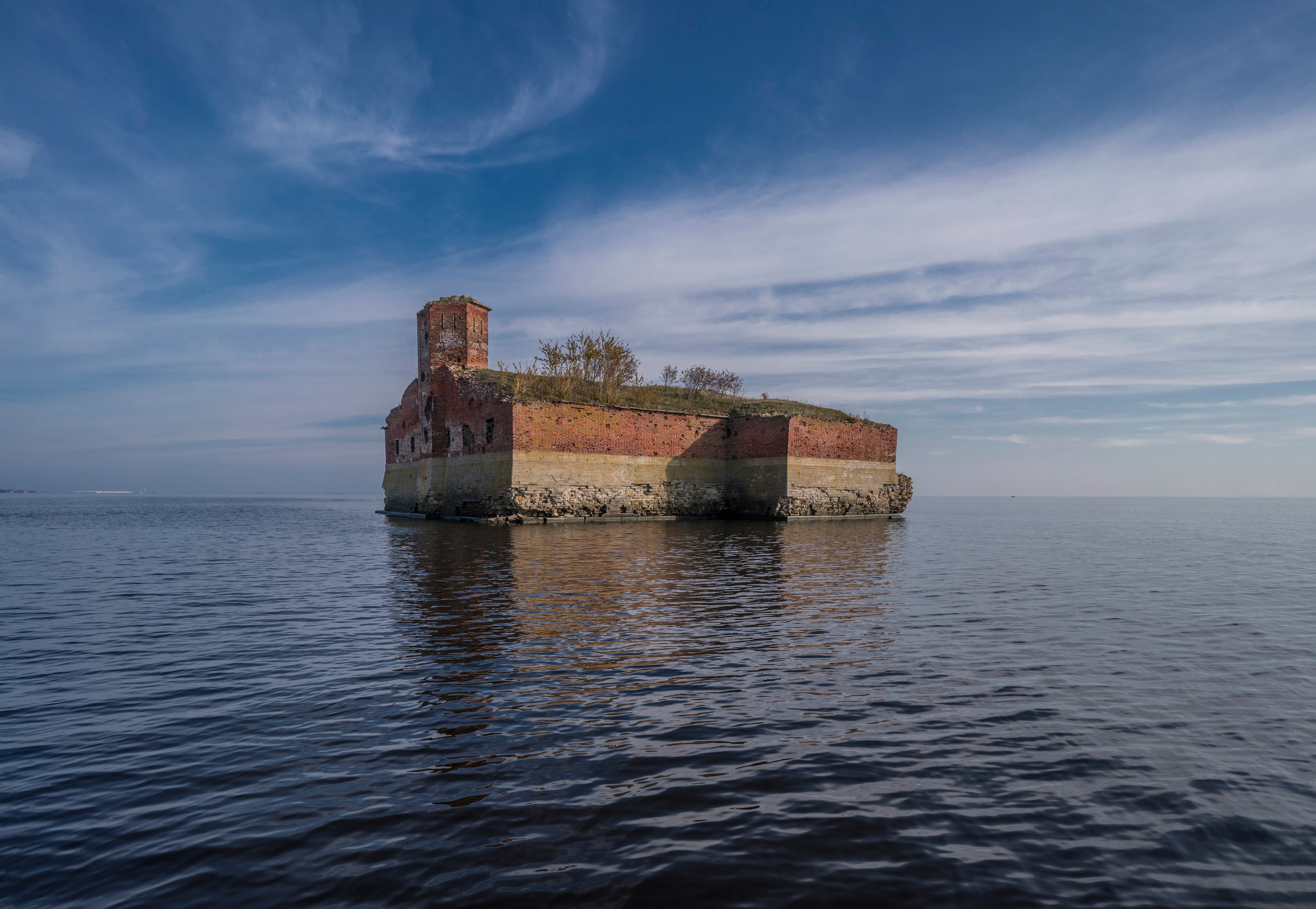 Питер. Кронштадт. Форты (октябрь 2018). Фотограф Сергей Танков