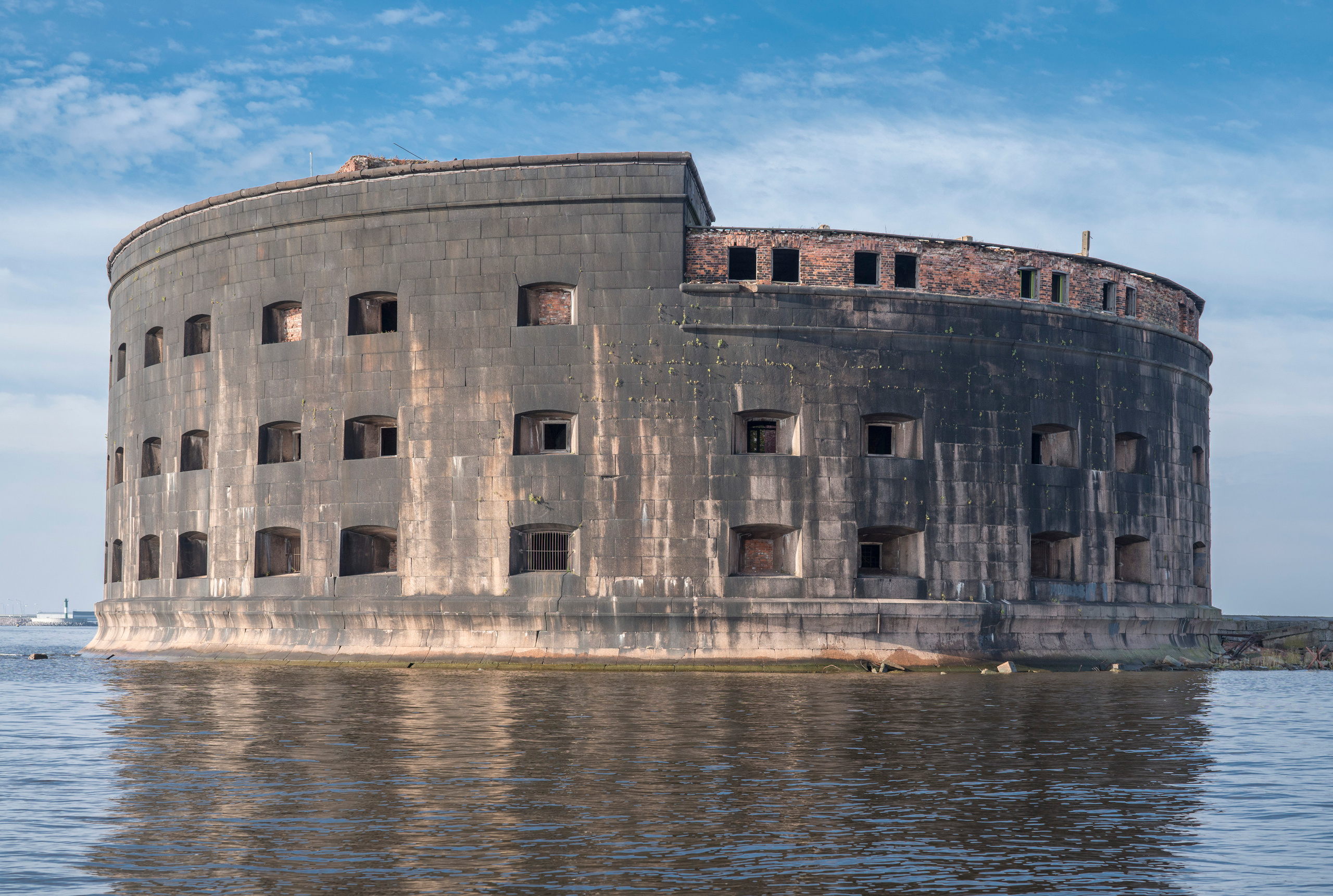 Питер. Кронштадт. Форты (октябрь 2018). Фотограф Сергей Танков