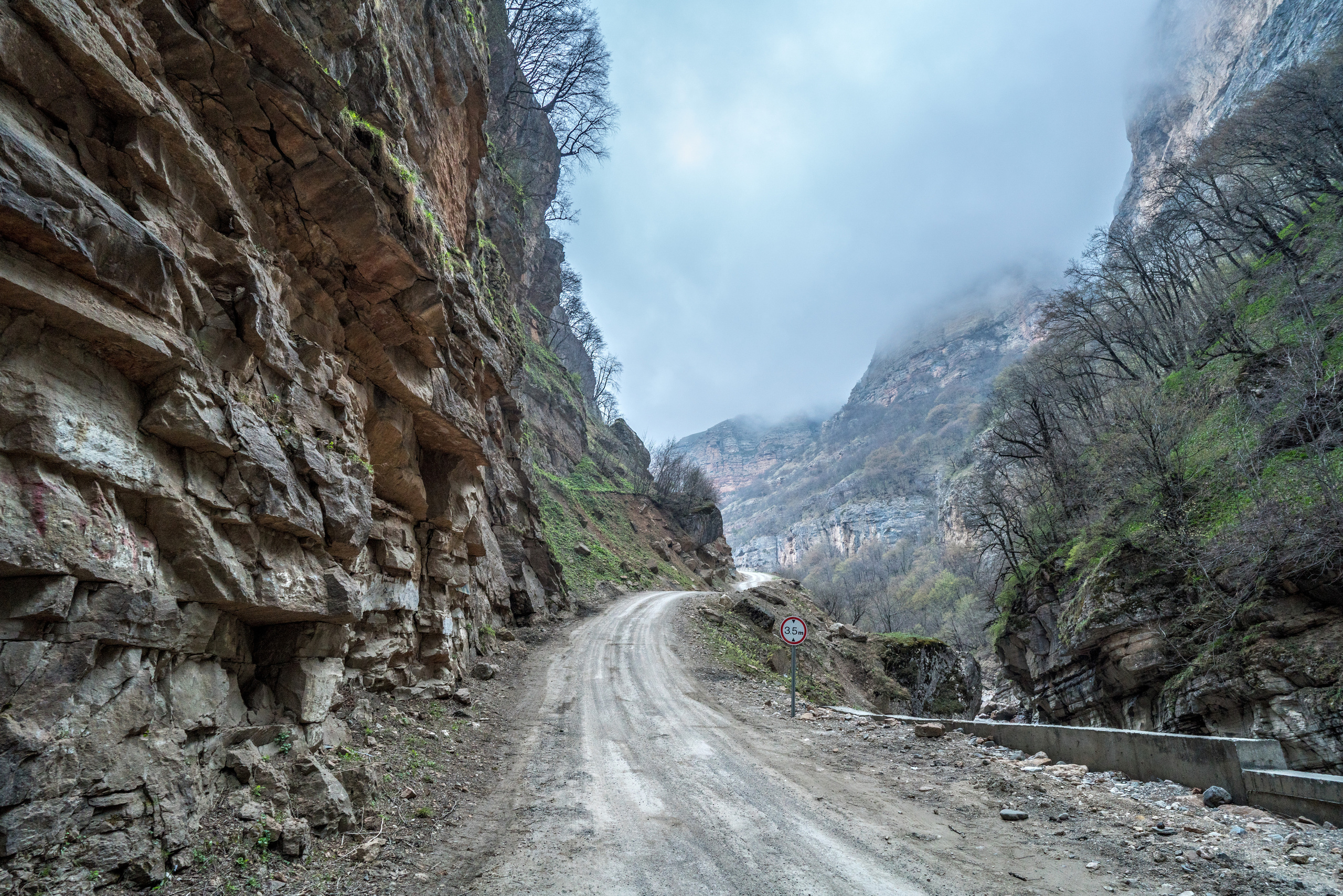 Азербайджан (апрель 2018). Фотограф Сергей Танков