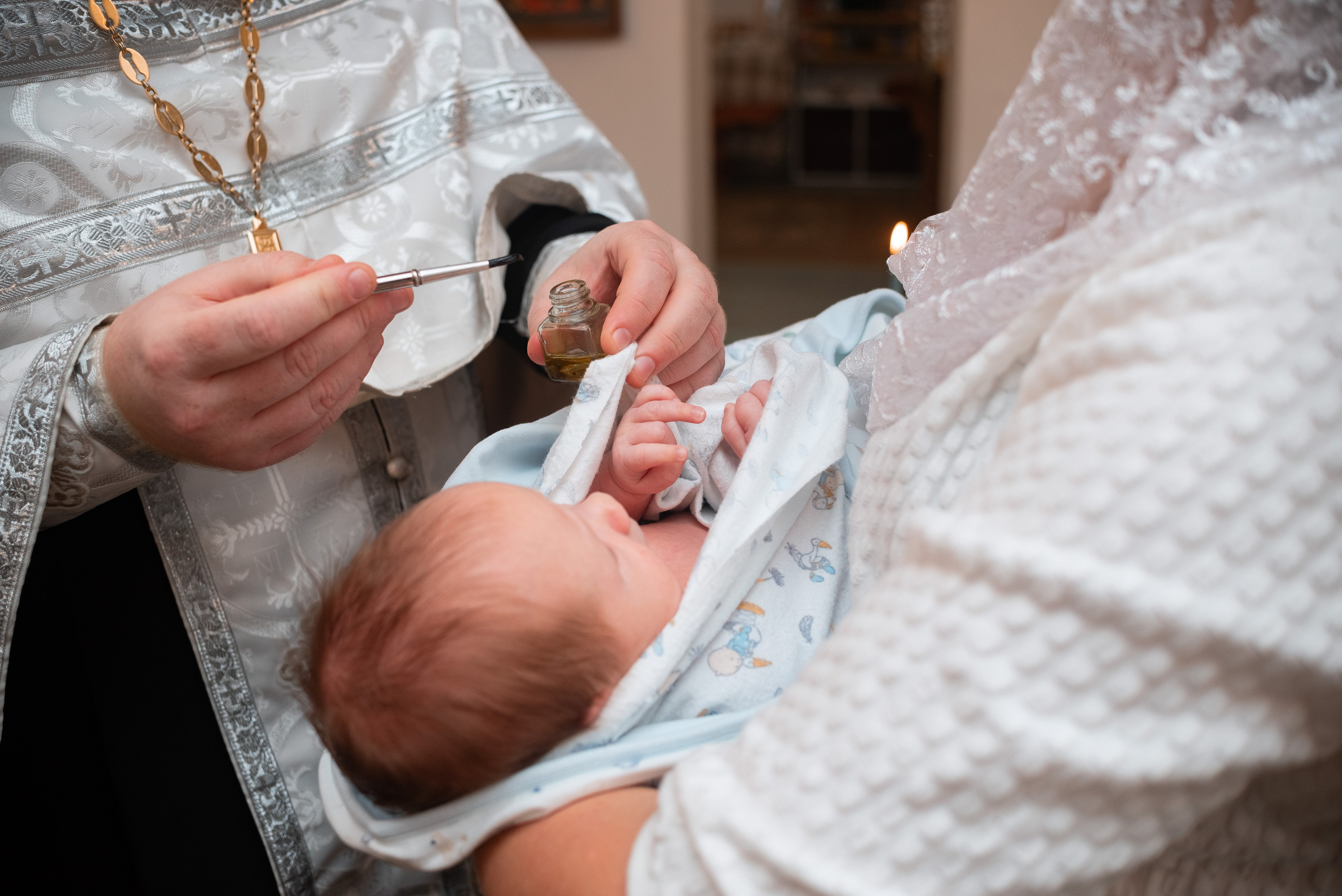 Крещение Степы в хр. Покрова в д. Слобода. Семейный фотограф на выписку из роддома и крещение Минск Настя Гришук