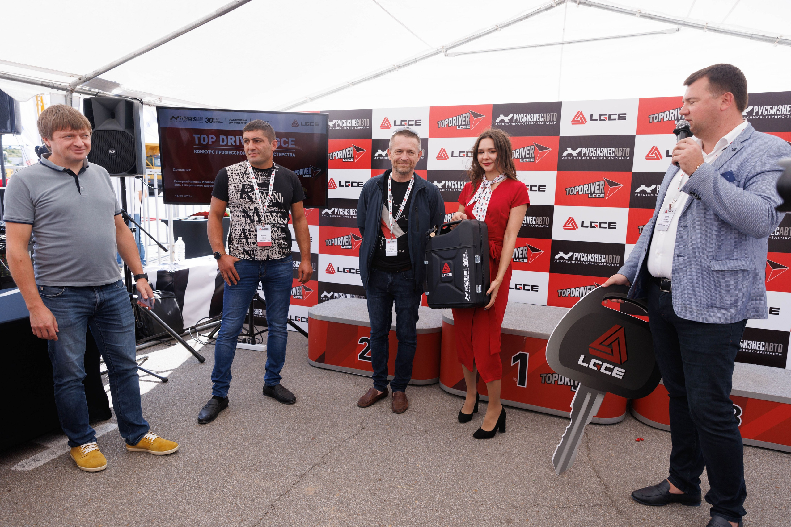 LGCE. Фотограф во Владивостоке Максим Цой