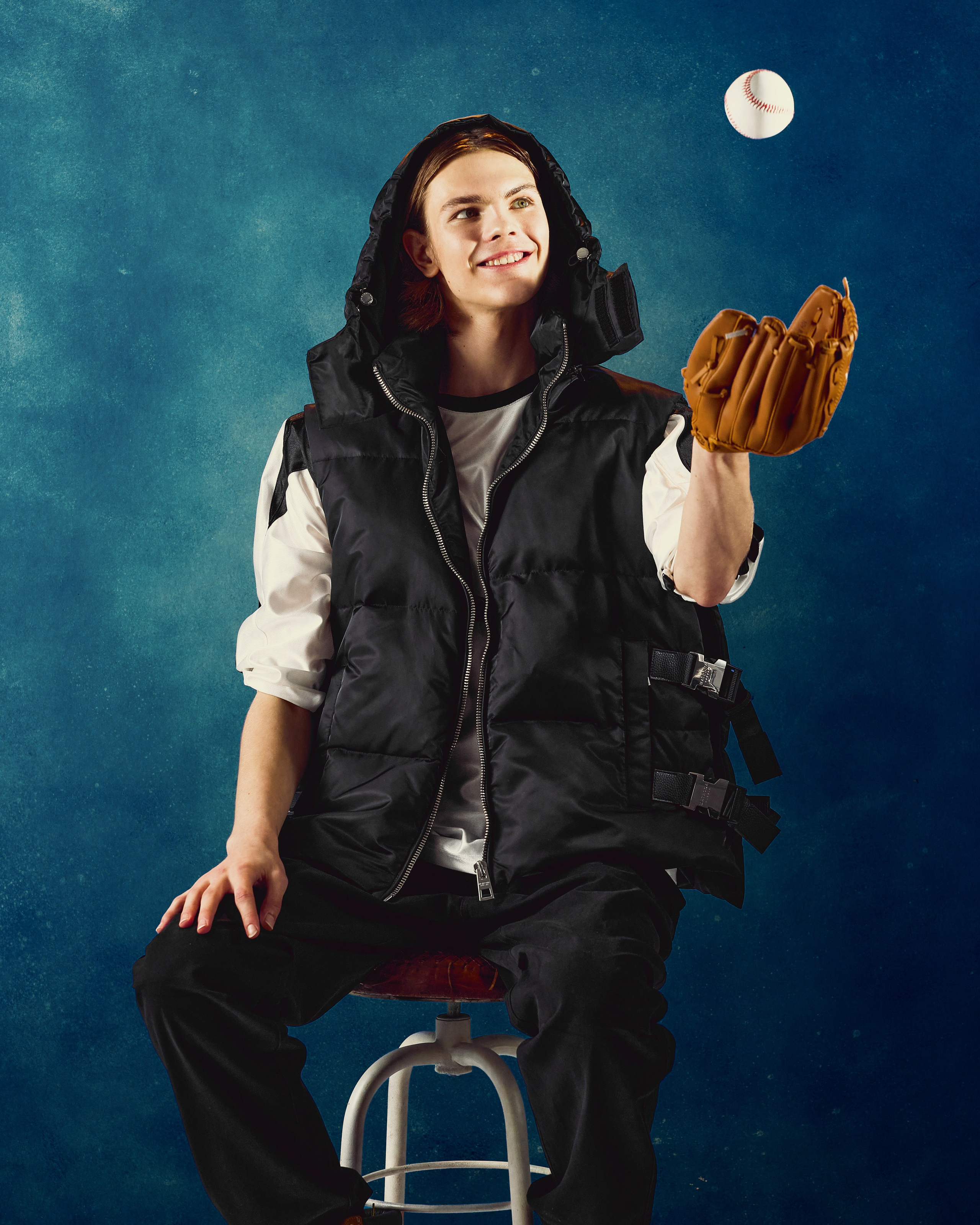 Matrona back to school. Святослав Лебедев | Рекламный фотограф — Коммерческая съемка, Арт-дирекшн, AI-интеграция