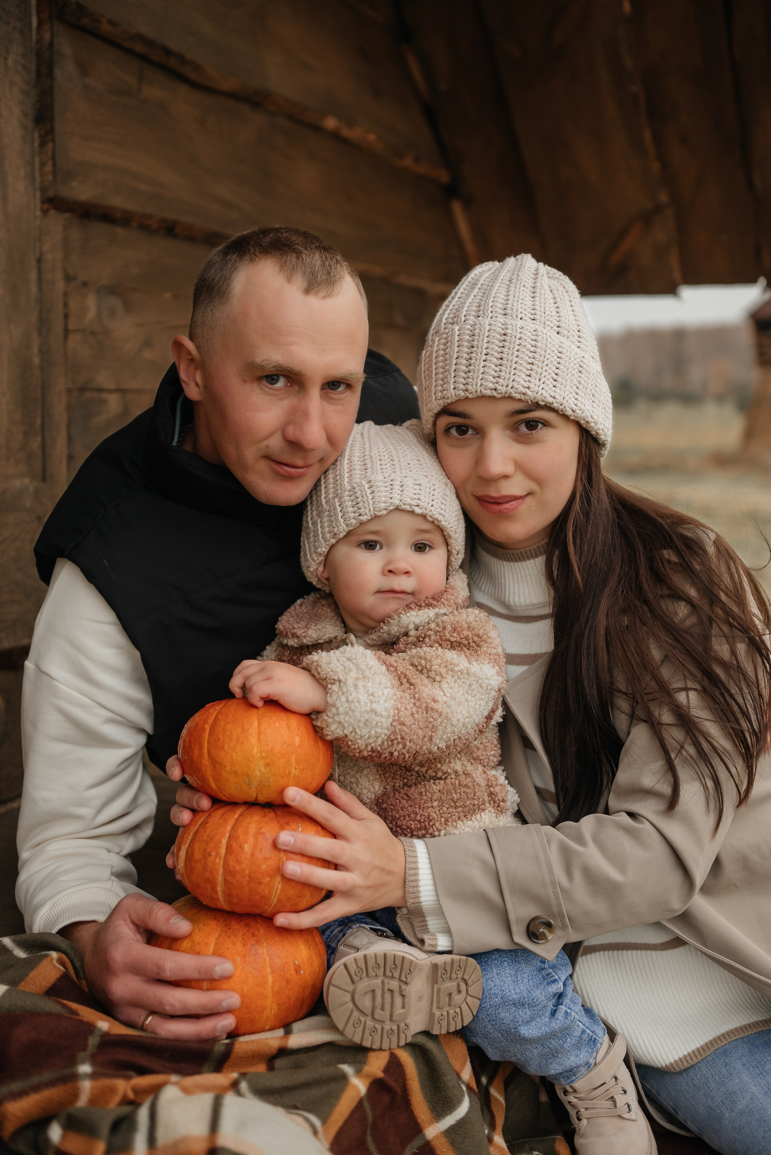 Семейная фотосессия прайс. Свадебный, семейный и школьный фотограф в Бийске Ксения Мамаева