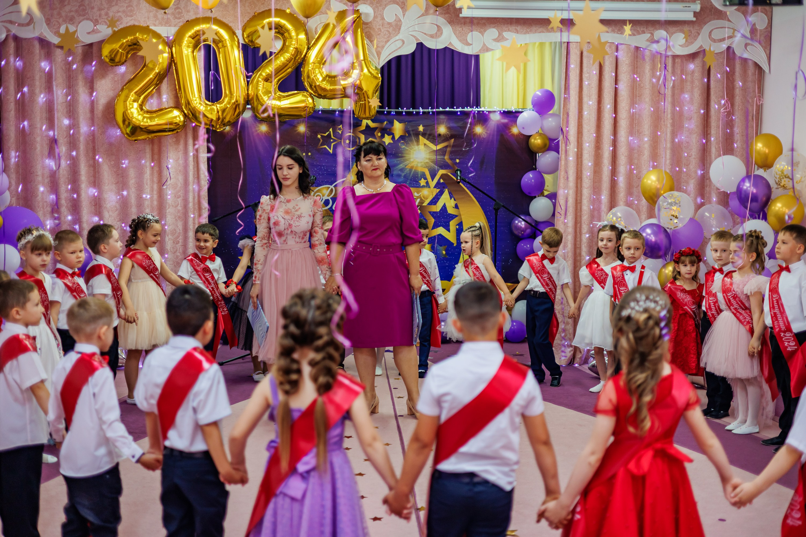 Выпускной в саду 2024. Свадебный и семейный фотограф в Армавире