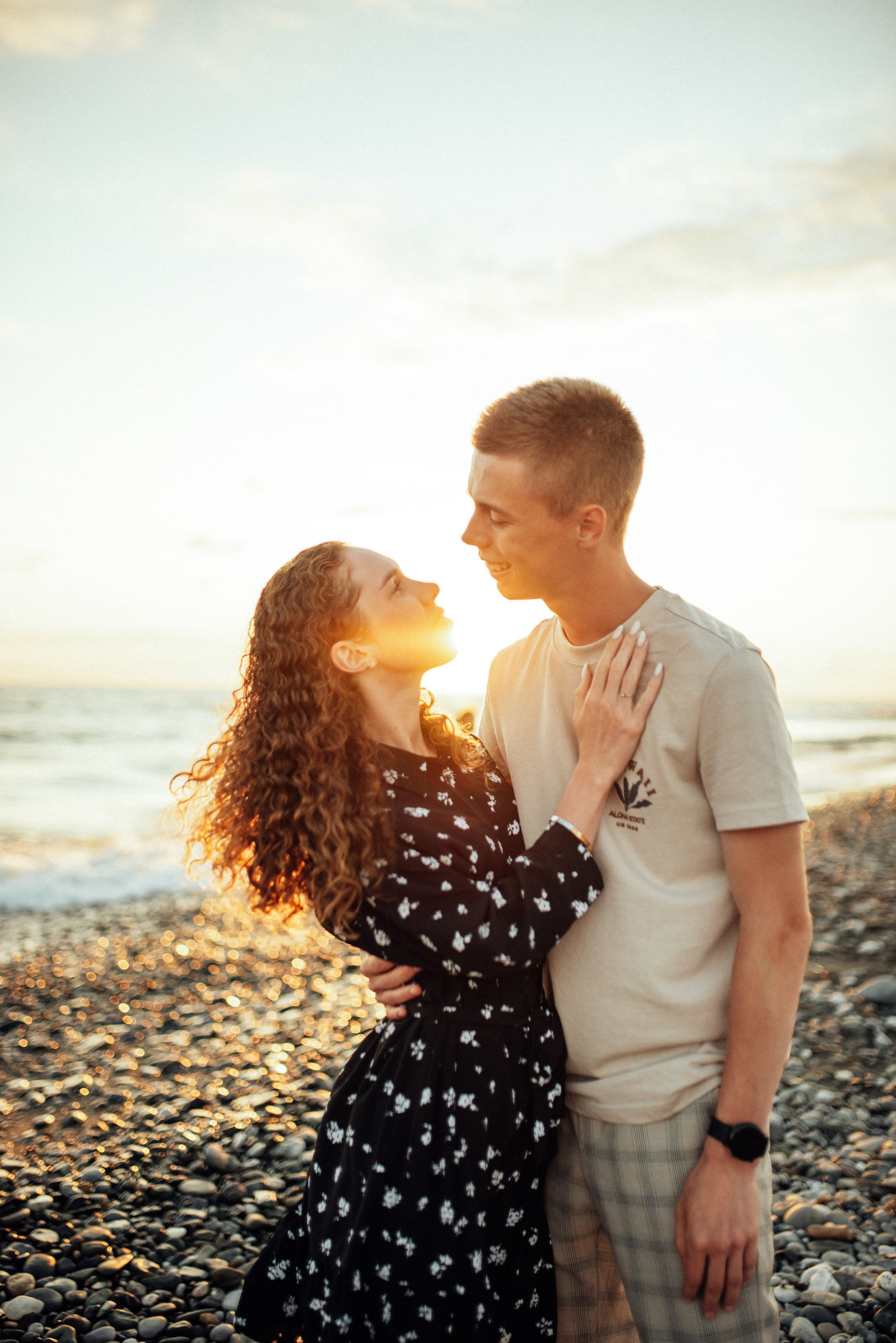 Фотосессия на берегу моря в Сириус Адлере Сочи фотограф Рита Поганова. Фотограф в Сочи — Маргарита Поганова