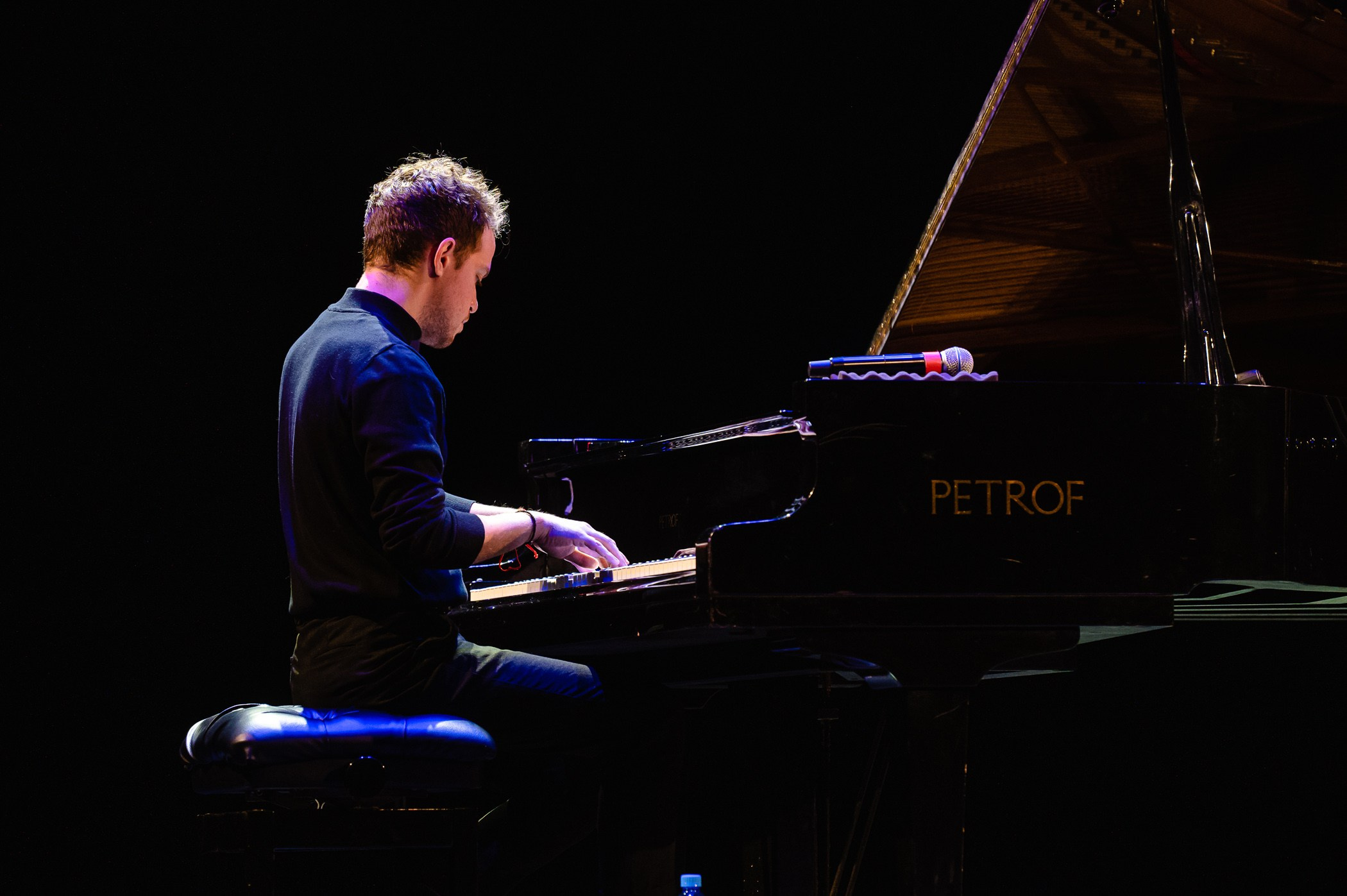 Денис Стельмах Denis Stelmakh Презентация альбома Mayday. Репортажный и концертный фотограф Алексей Патентный в Екатеринбурге