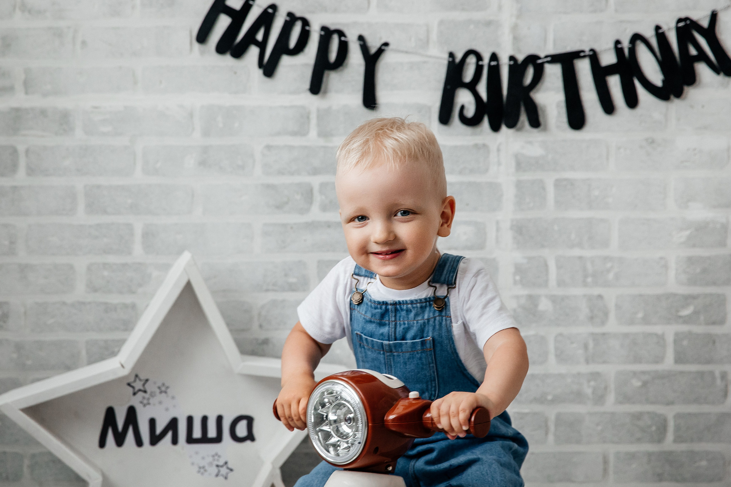 Мотоцикл (до 3 лет). Детский фотограф, выпускные альбомы в Нижнем Новгороде Бодягина Мария