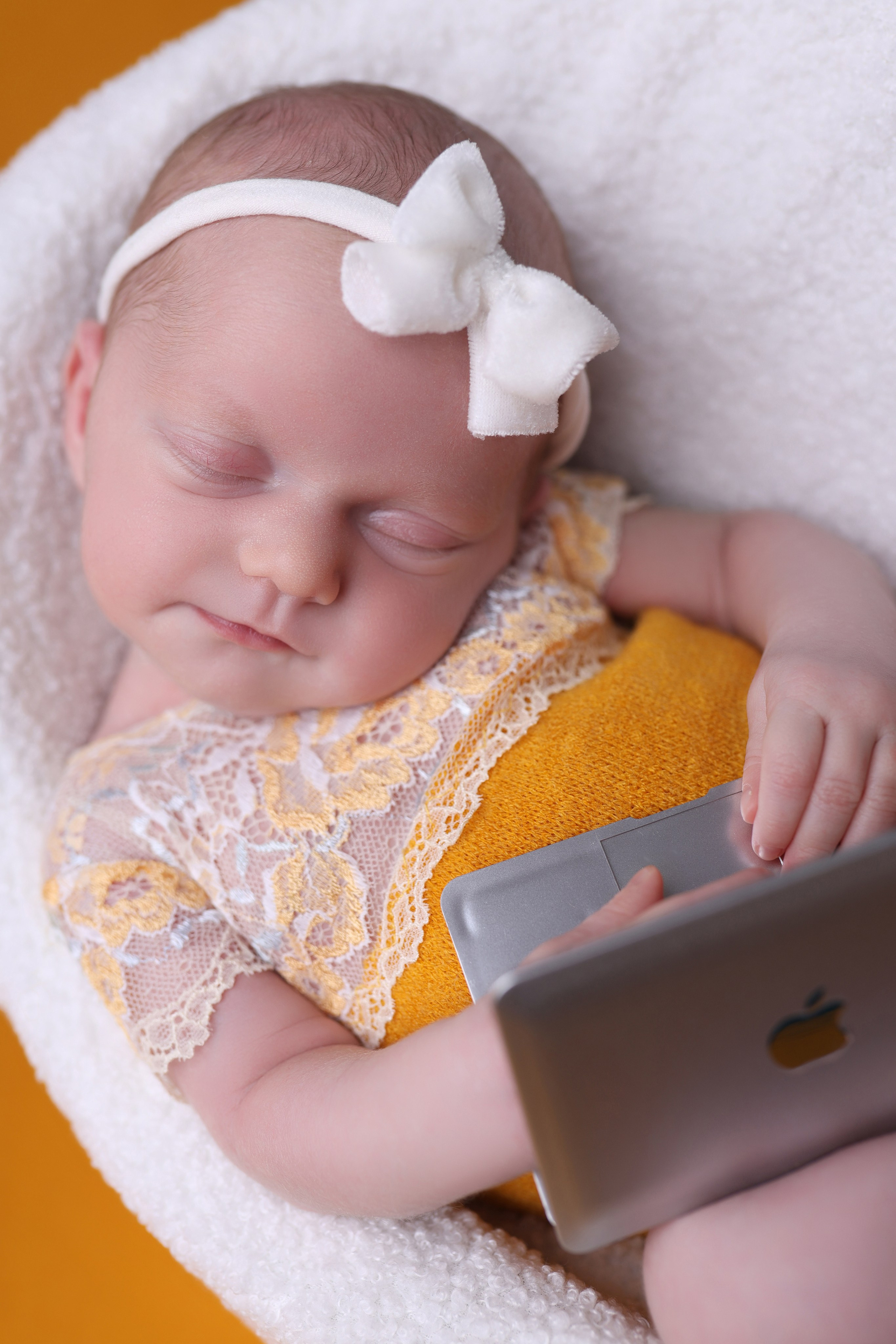 Newborn девочки. Фотограф новорожденных Модяева Ирина