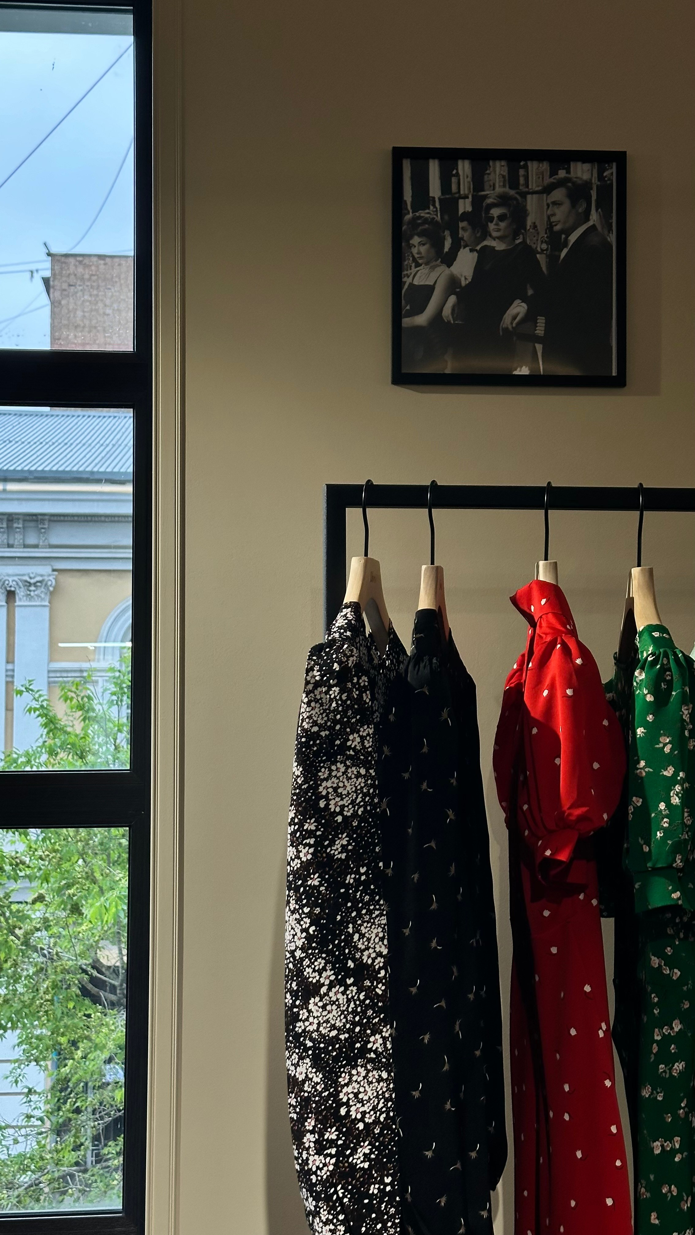 Фотосъемка для маркетплейсов во Владивостоке. Портретный, свадебный, репортажный фотограф во Владивостоке Юлиана Джули Фокс