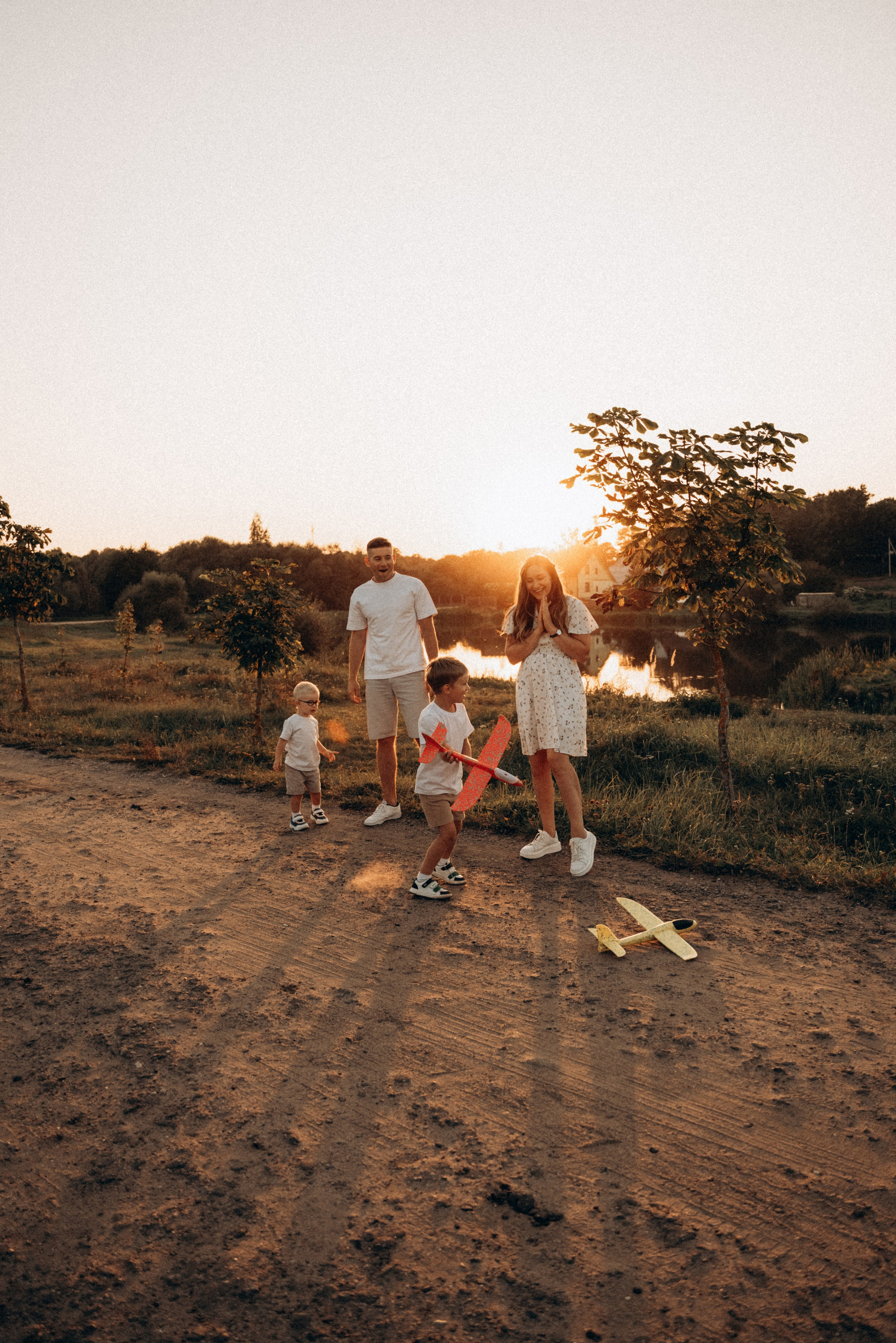 Марина, Саша, Максим и Дениска. Фотограф Мария Миллс | Минск