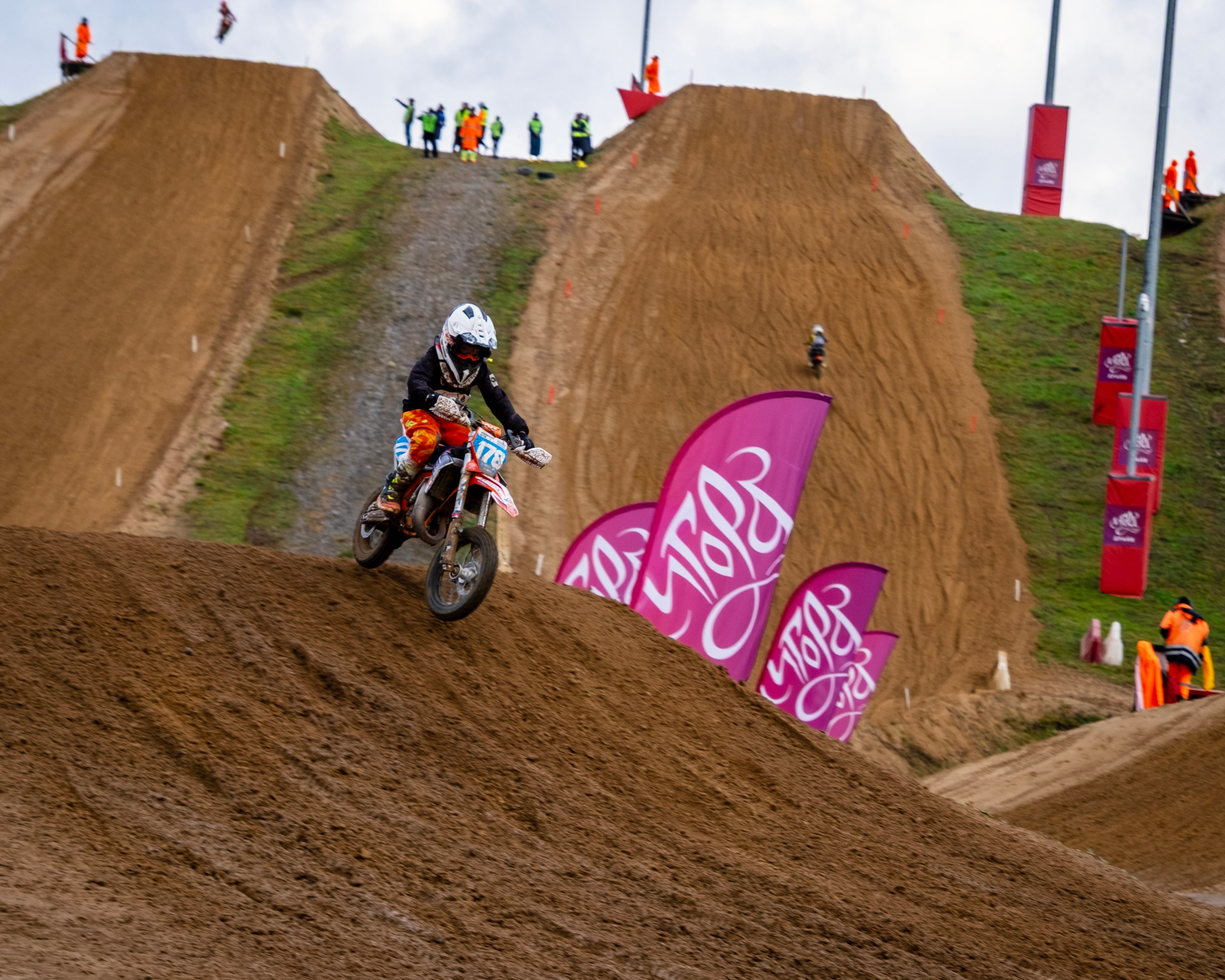 Мотокросс (Игора Драйв). Автомобильные фотографии и рисунки в Санкт-Петербурги Пашков Дмитрий