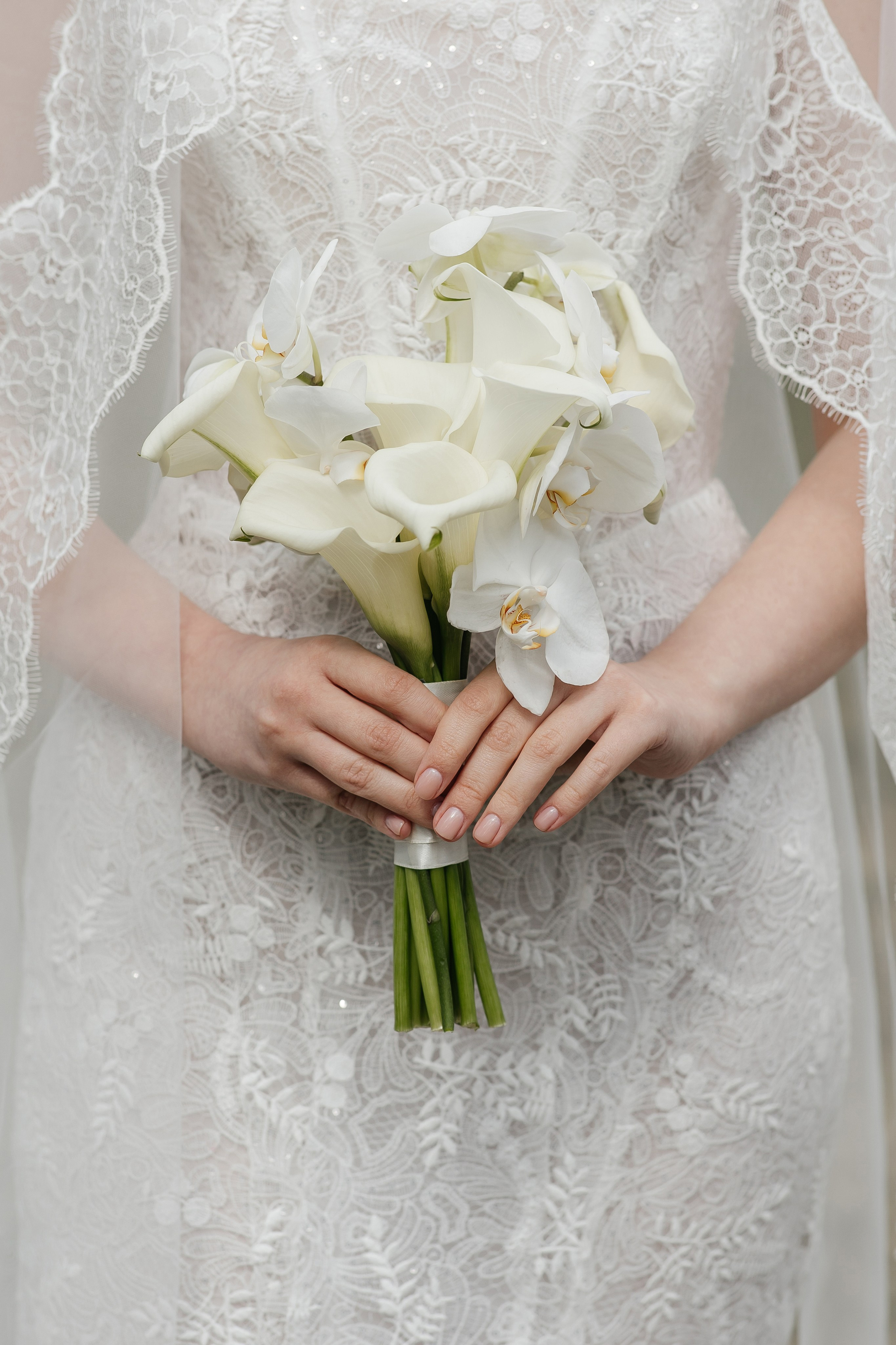 Свадебная фотосессия в Усадьбе Остафьево. Свадебный фотограф в Москве Дарья Олендарёва