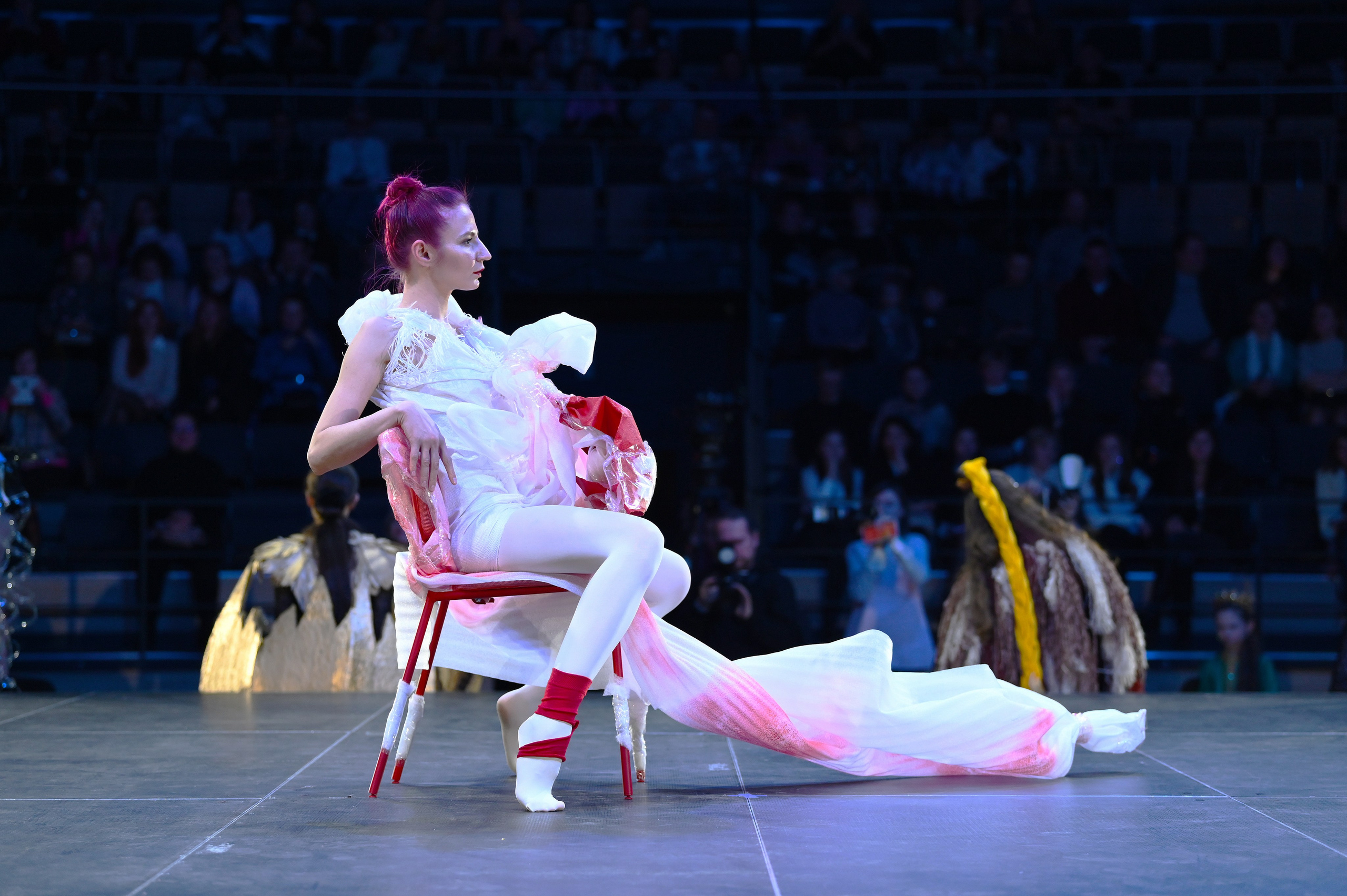 ART | FASHION | PODIUMS |SHOW