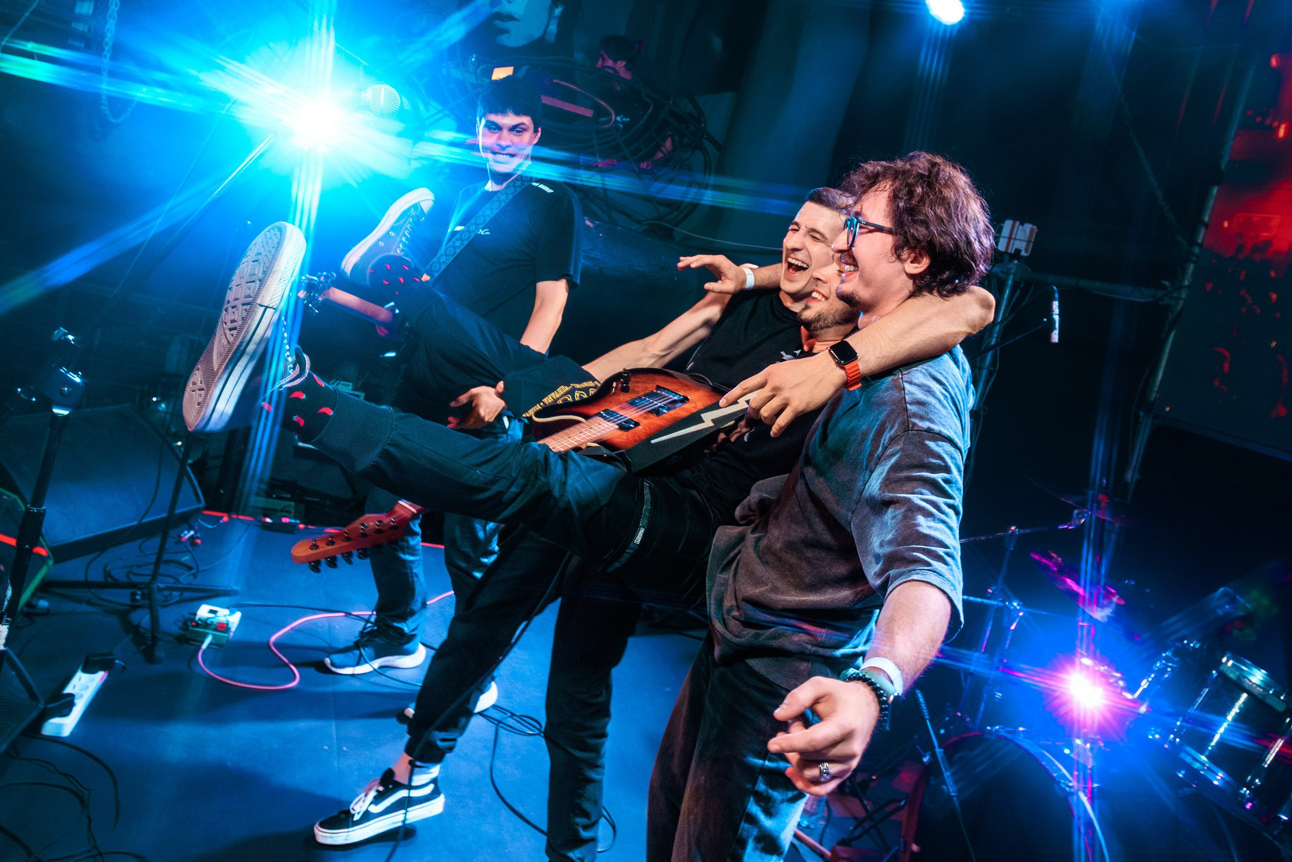 30.08.25 Олдскулы. Репортажный фотограф Екатеринбург | Яркий, качественный репортаж | Концерты, клубы, репортаж, праздники, корпоративы