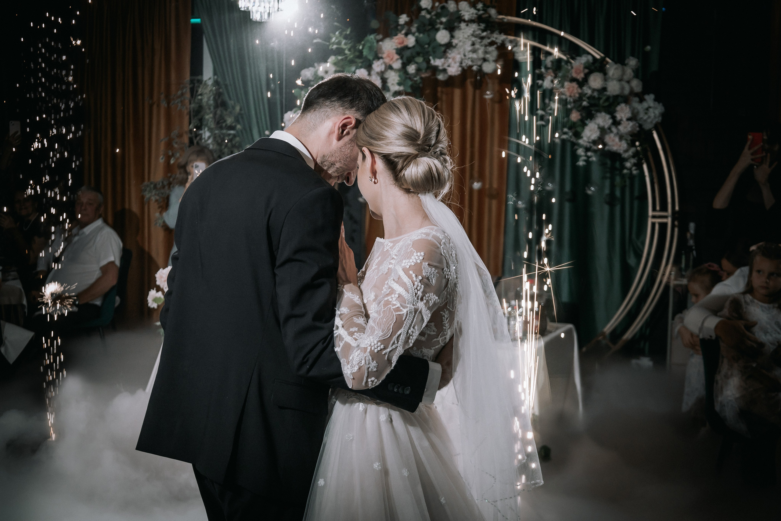 Свадебный день. Дарья и Джем. Свадебная фотография. Арина Рубах