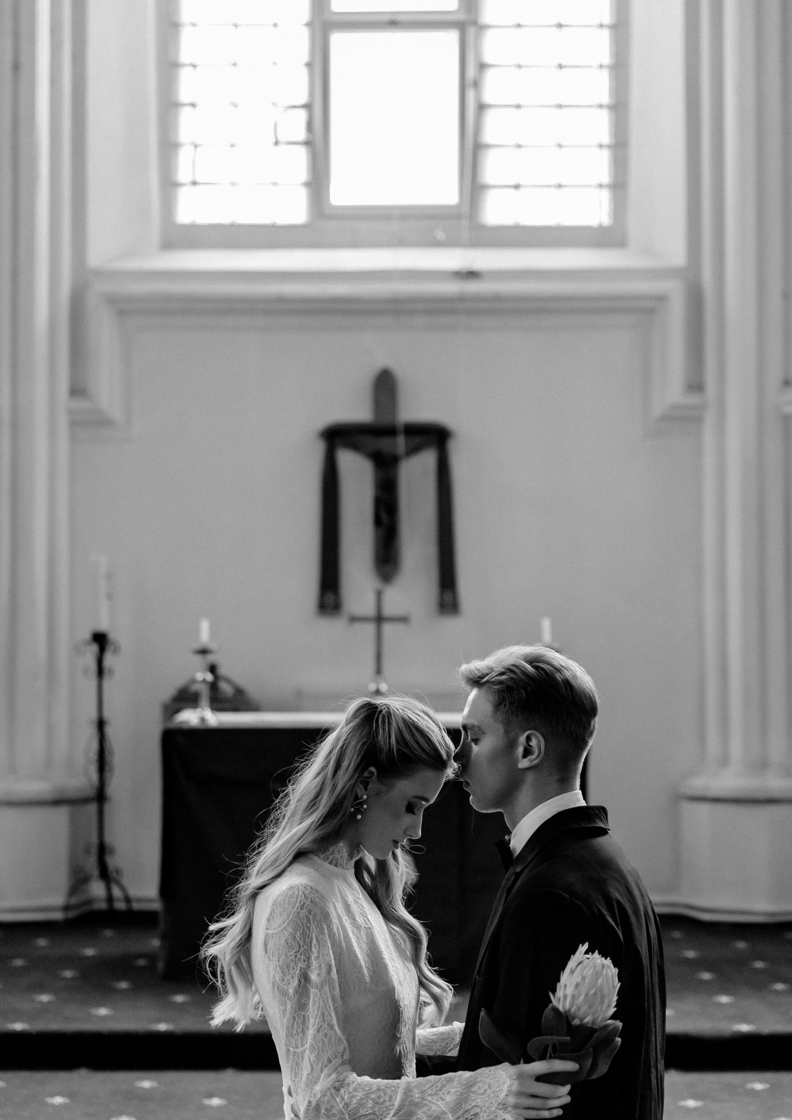 Даниил&Инна. Собор Андрея Англиканский. Фотограф текстиля в Москве Ольга Иванова