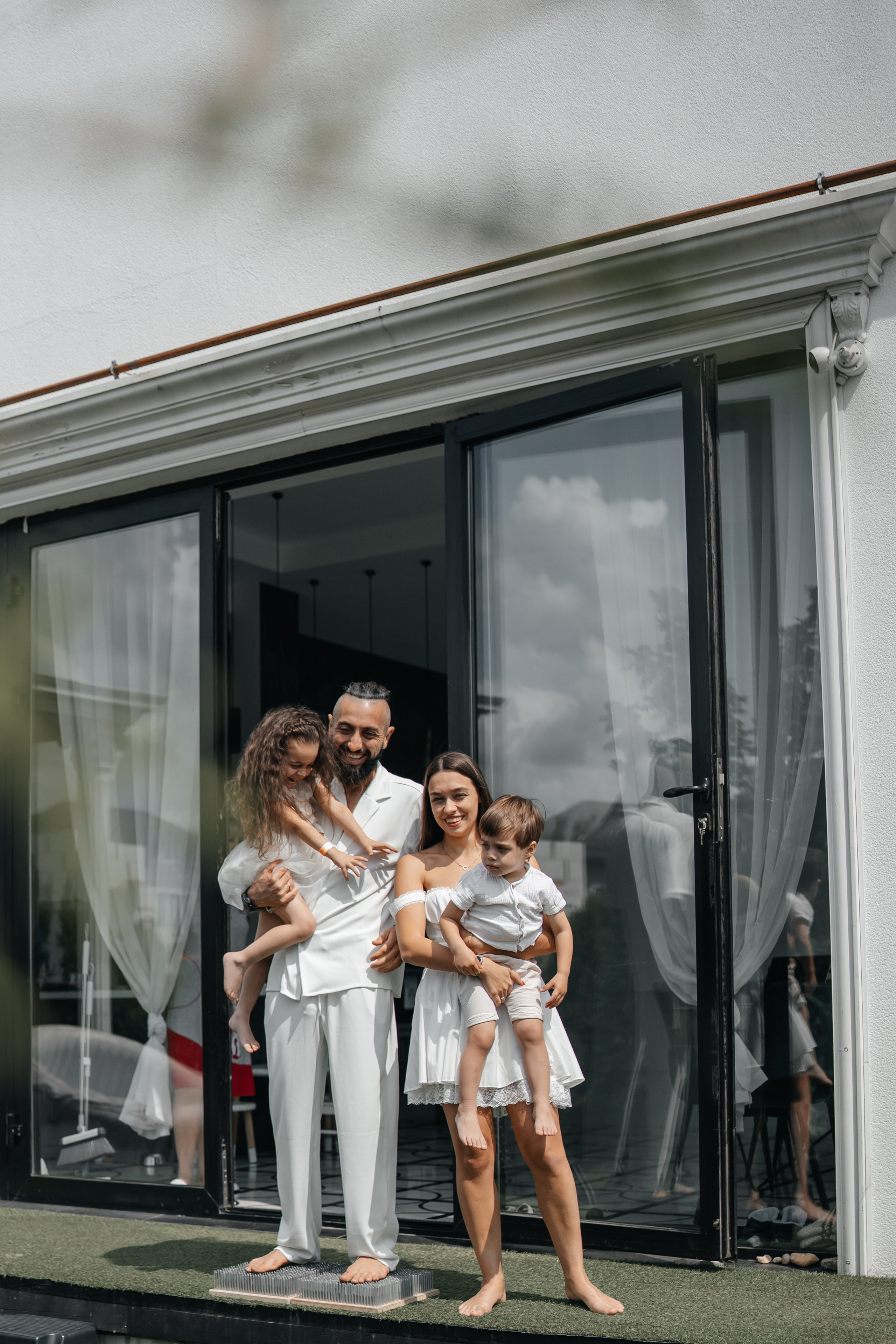 Семья Чермена Дзотти. Главная