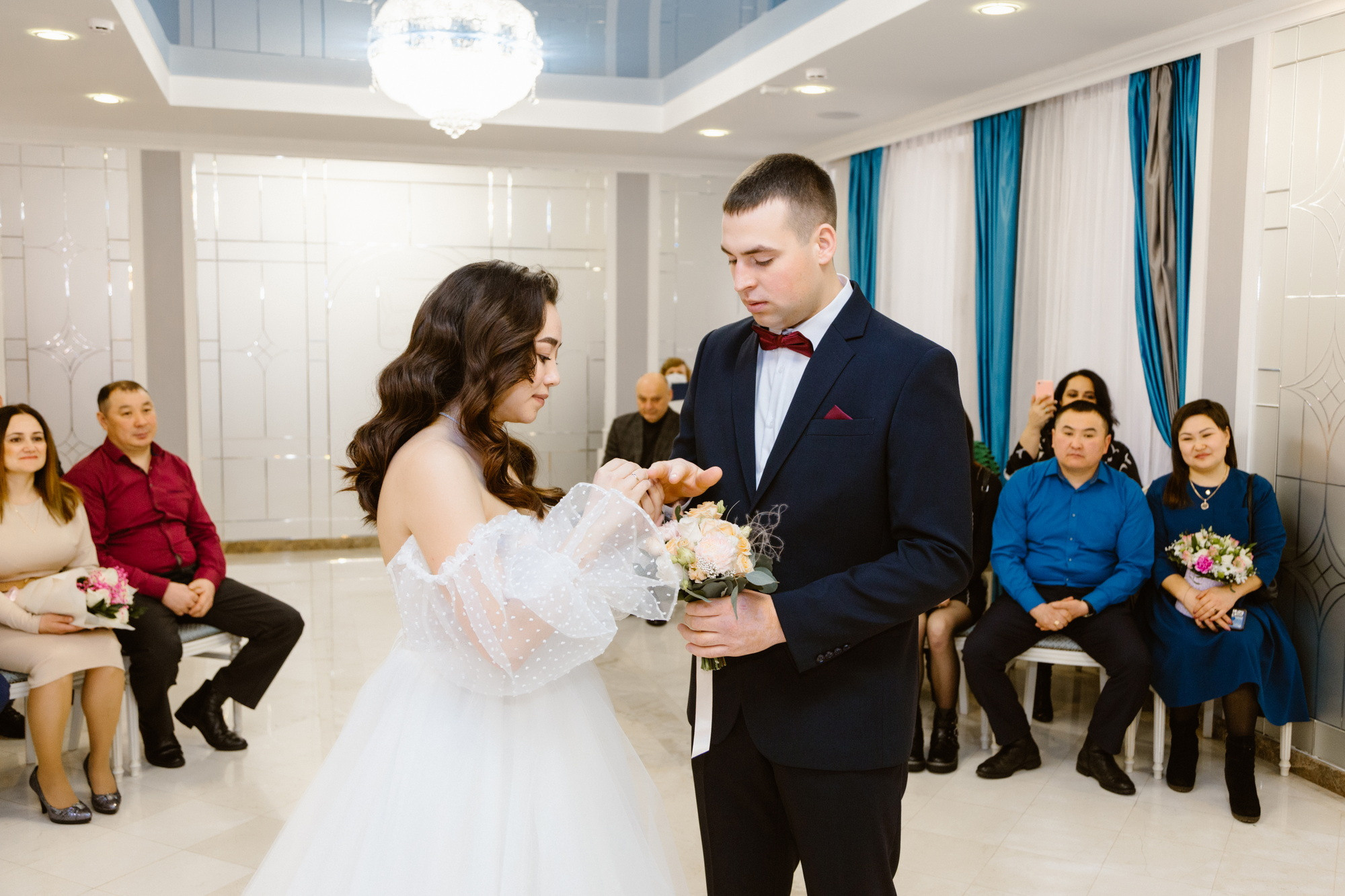 Свадебная фотосессия в Иркутске. Фотограф видеограф Иркутск фото видео студия Алексея Марамзина