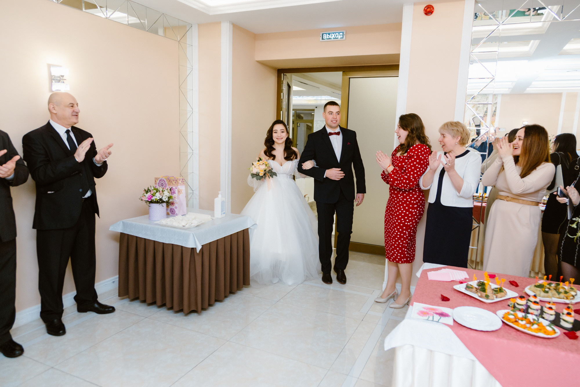 Свадебная фотосессия в Иркутске. Фотограф видеограф Иркутск фото видео студия Алексея Марамзина