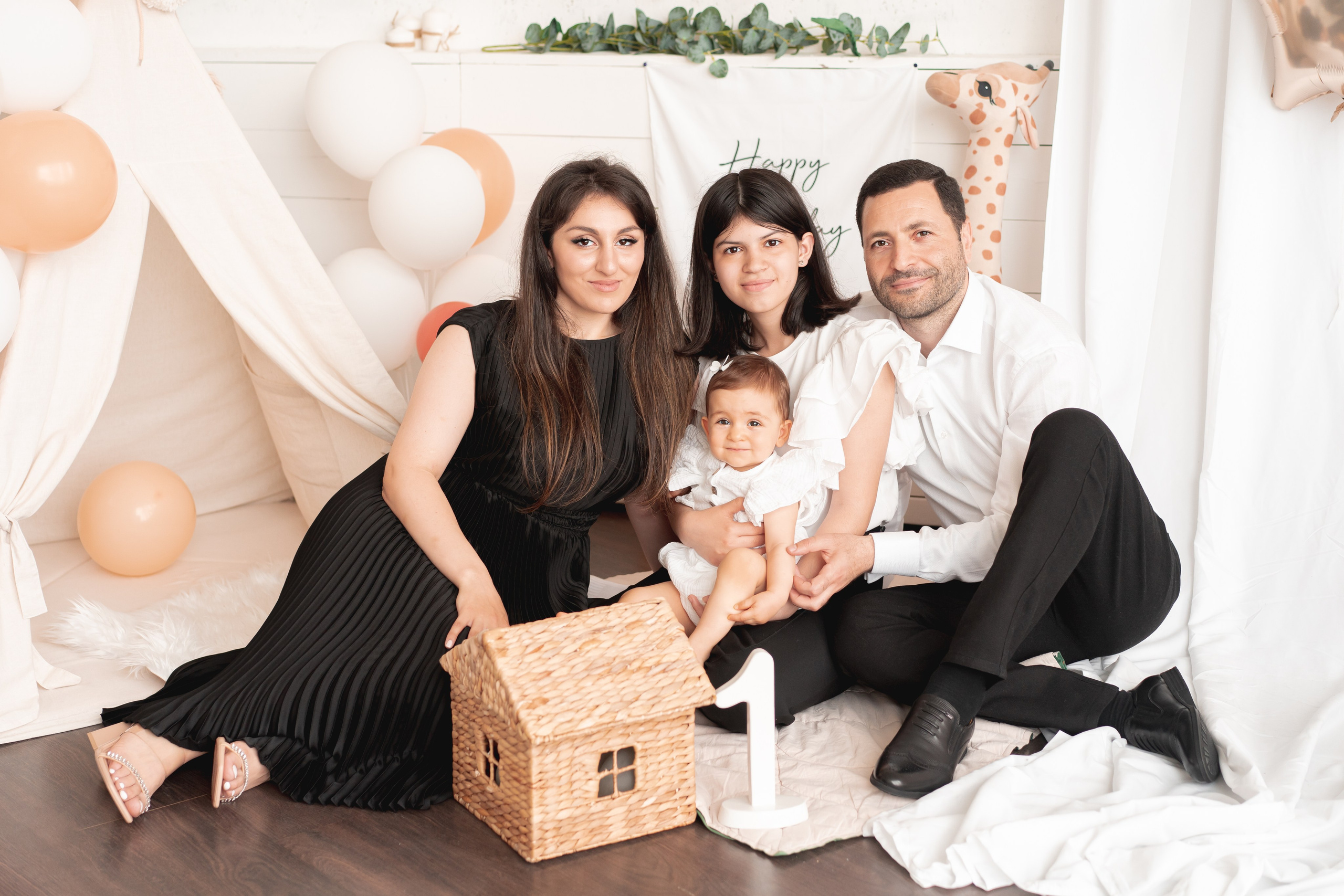 Аревик 1 годик!. Детская, семейная фотостудия в Санкт-Петербурге