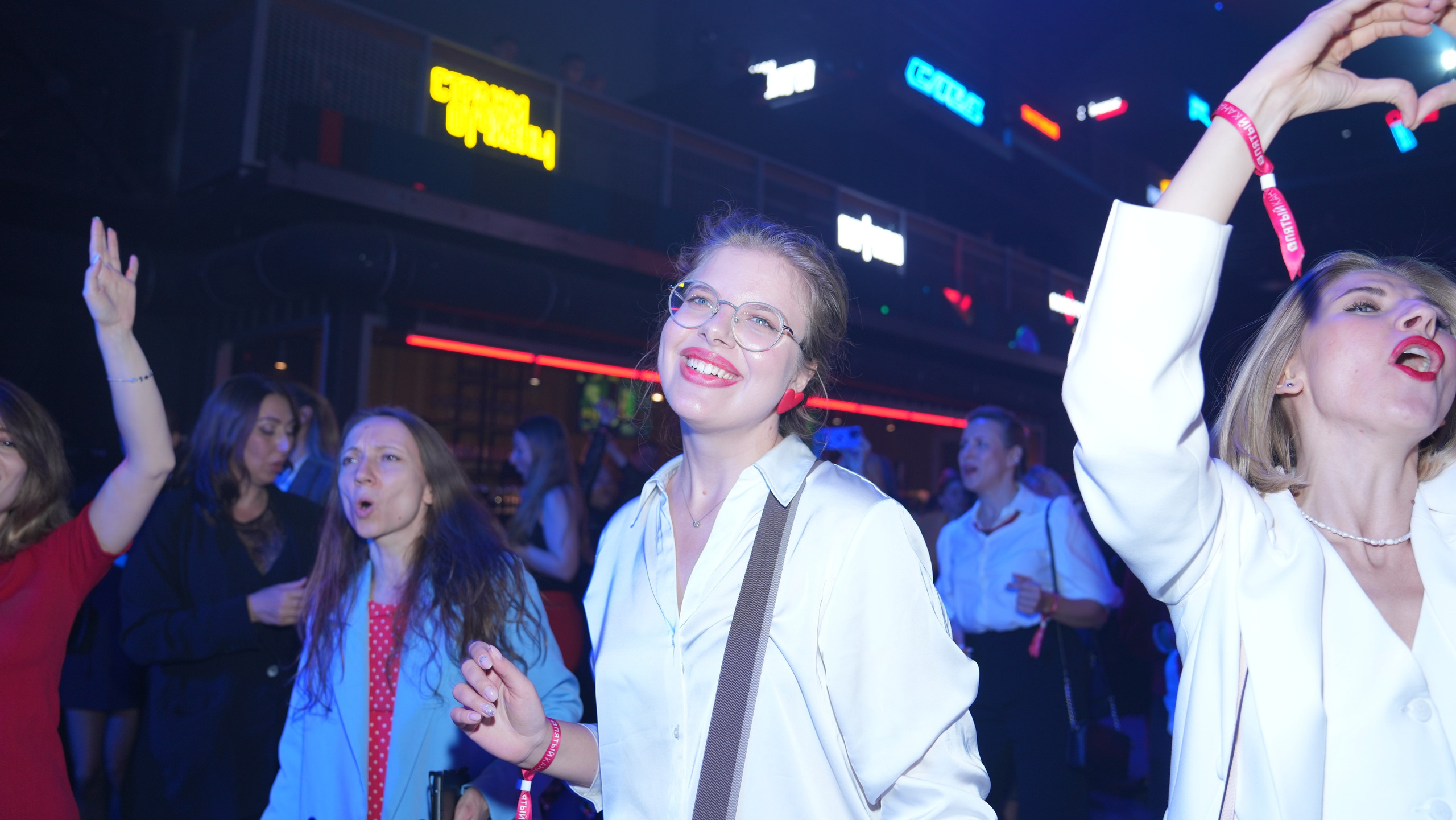 Презентация Пятого канала 01.10.2024. EVEREST PHOTO REPORT
